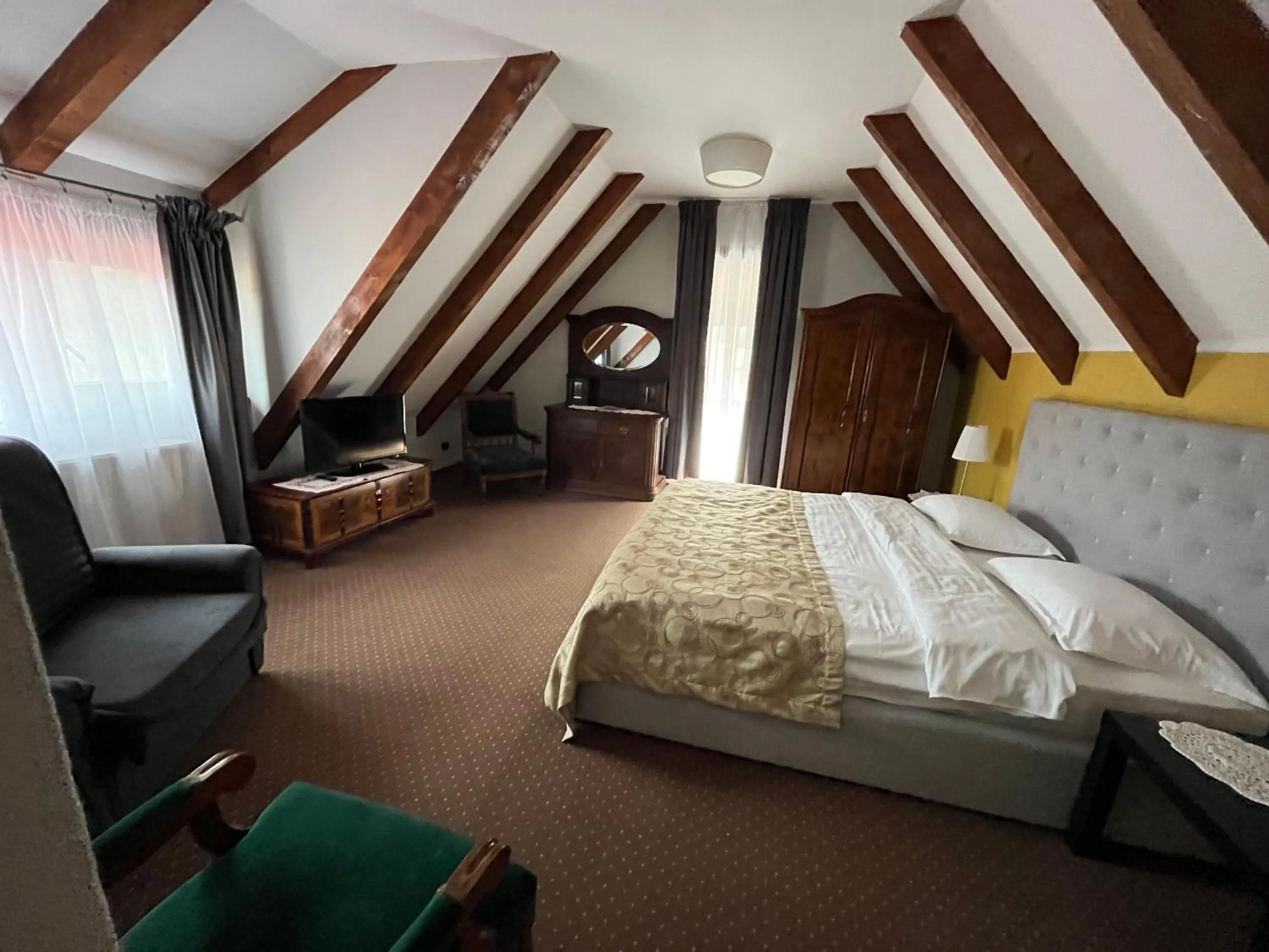 Bed in Trattoria Al Gallo