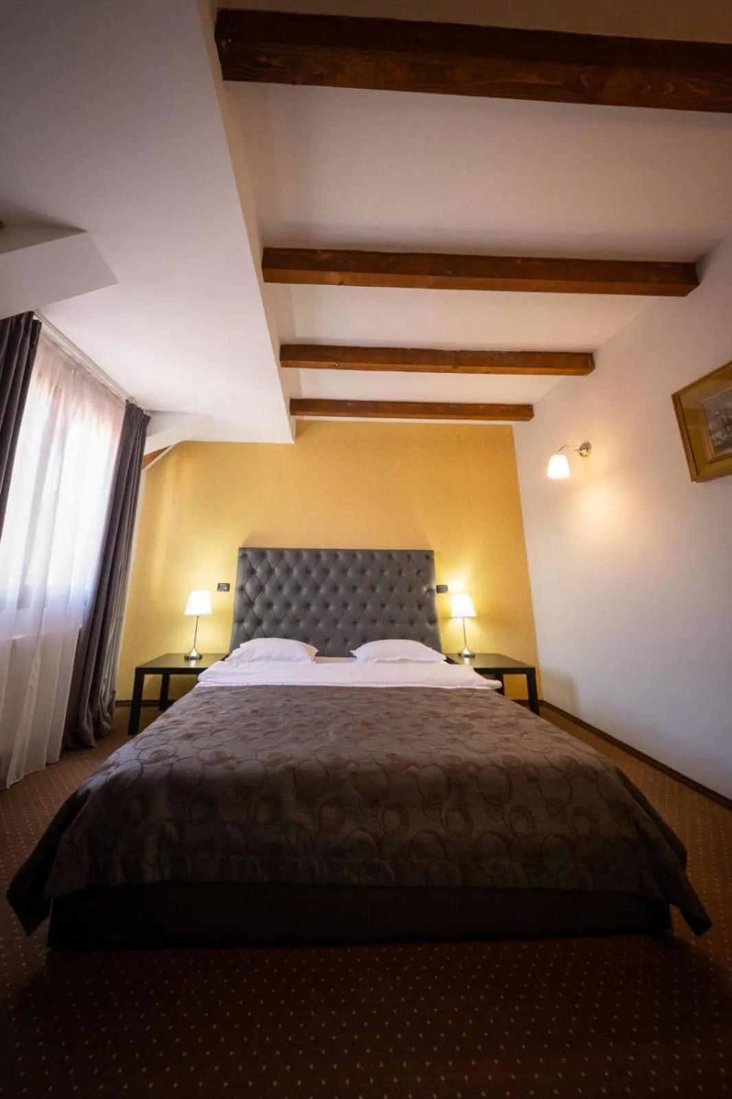 Bed in Pensiunea Restaurant Al Gallo