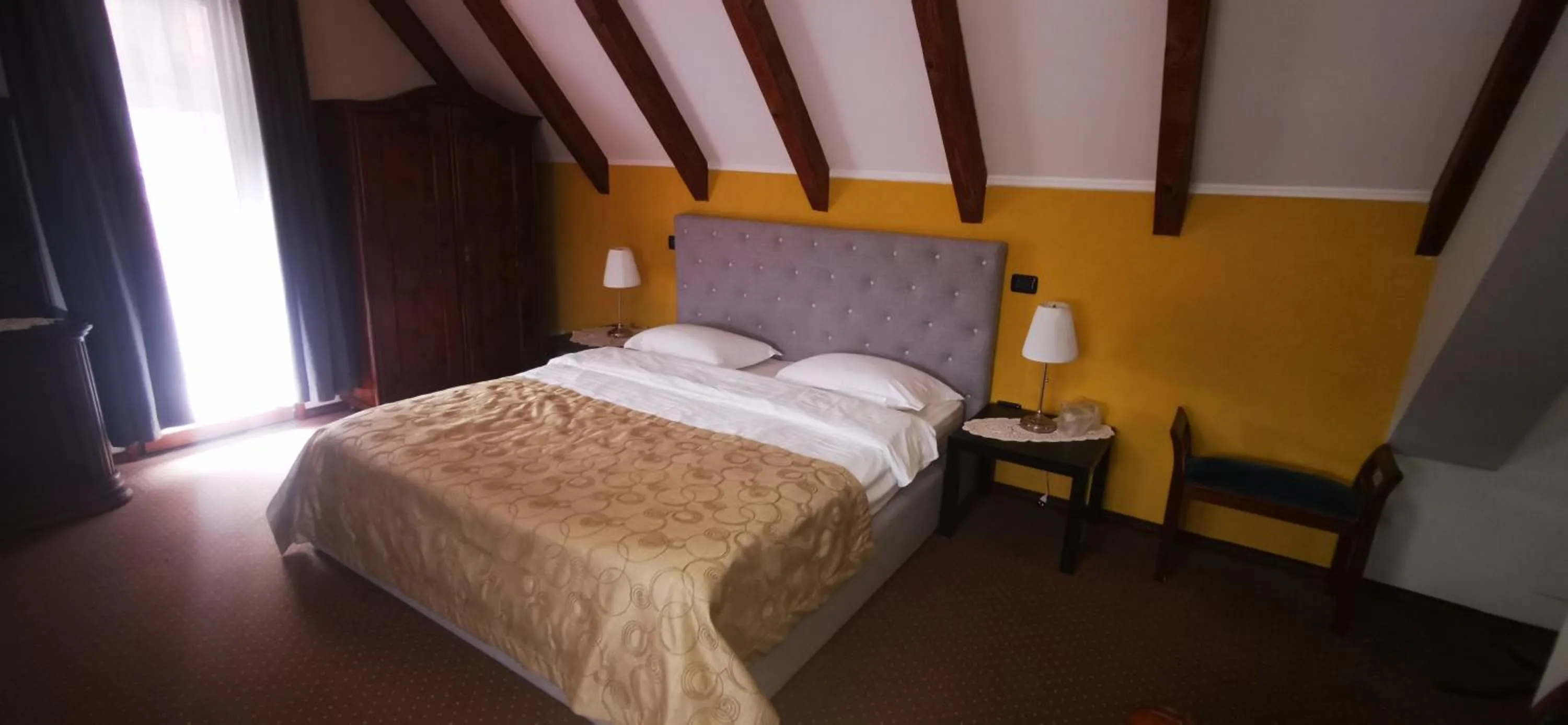 Bed in Trattoria Al Gallo