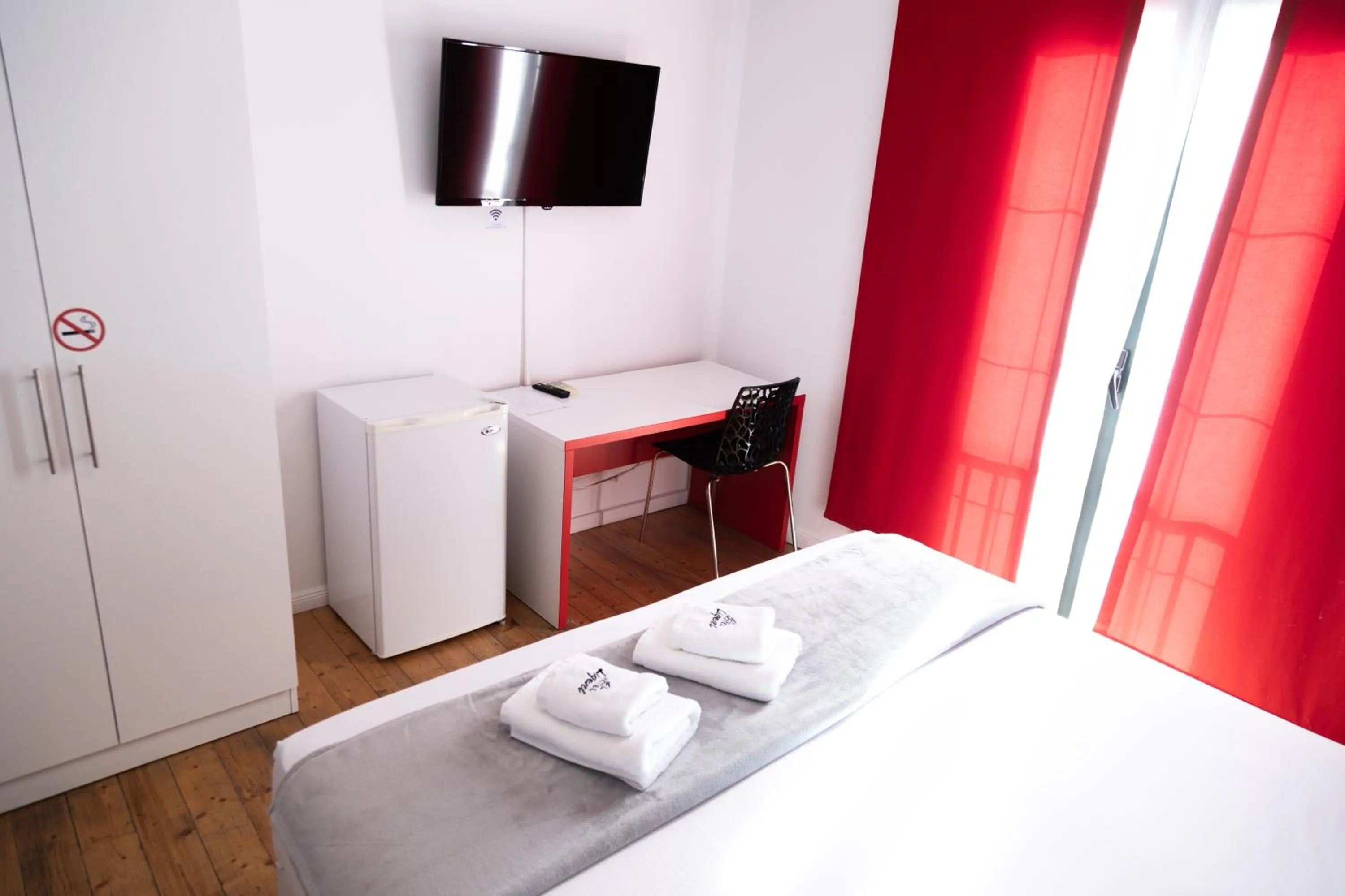 Bedroom, Bed in Hotel Liqeni