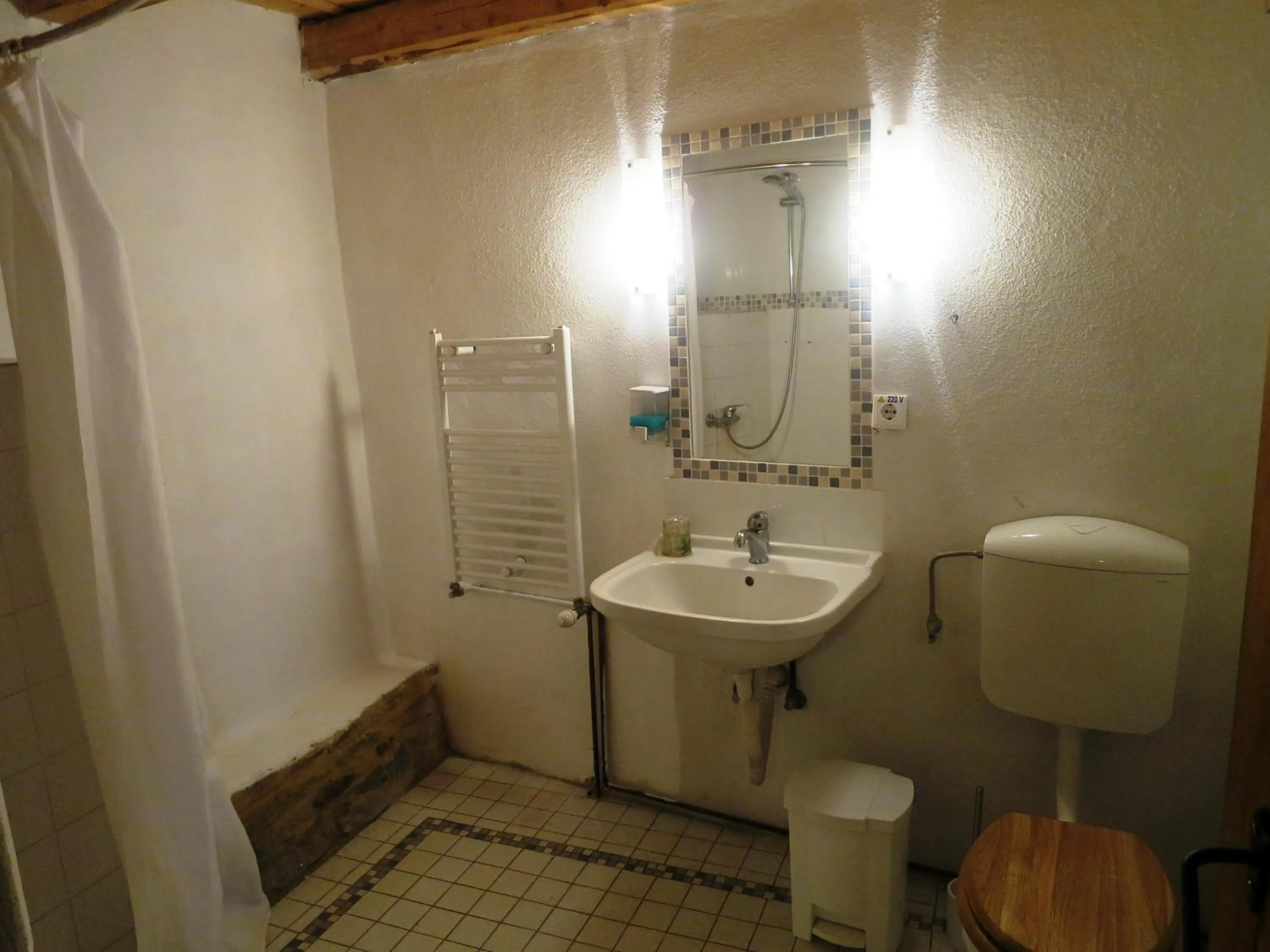 Bathroom in Medieval Apartments Frauendorf