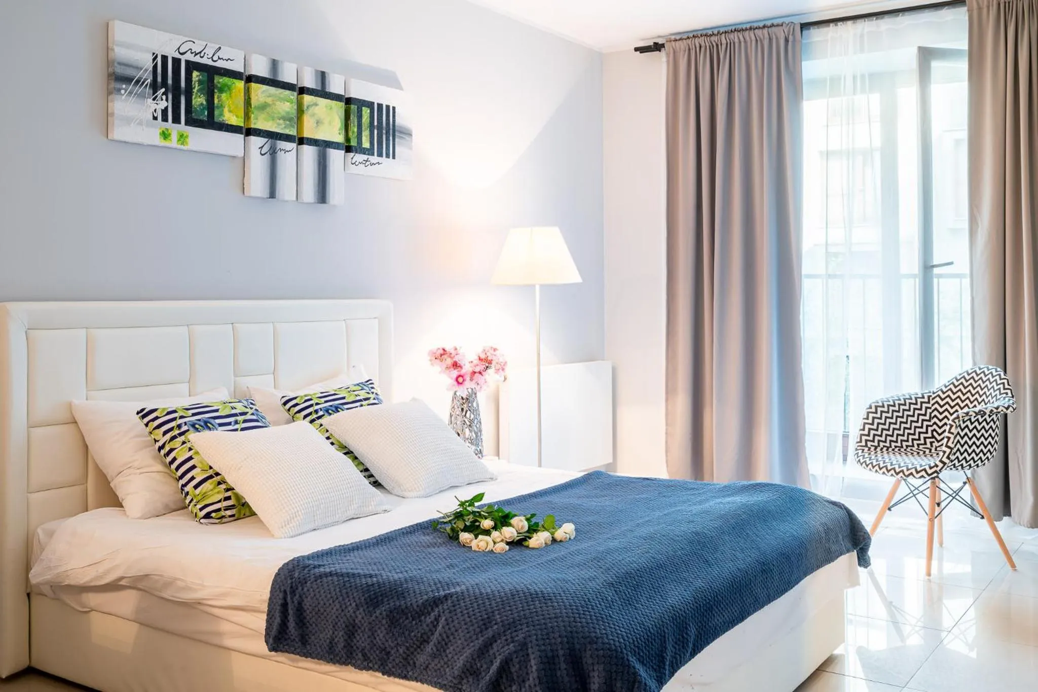 Bed in Art Apart River View Wrocław