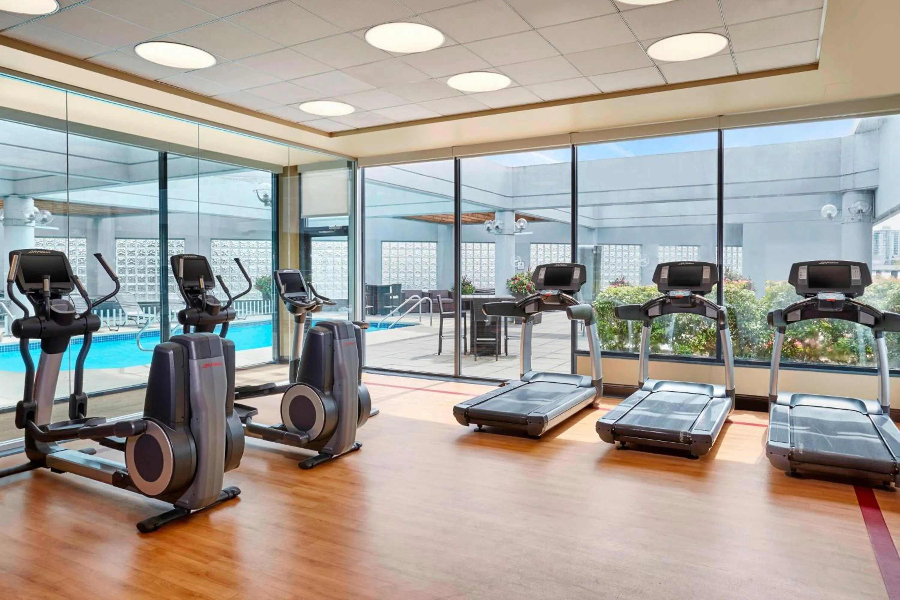 Fitness centre/facilities in Sheraton Vancouver Guildford Hotel