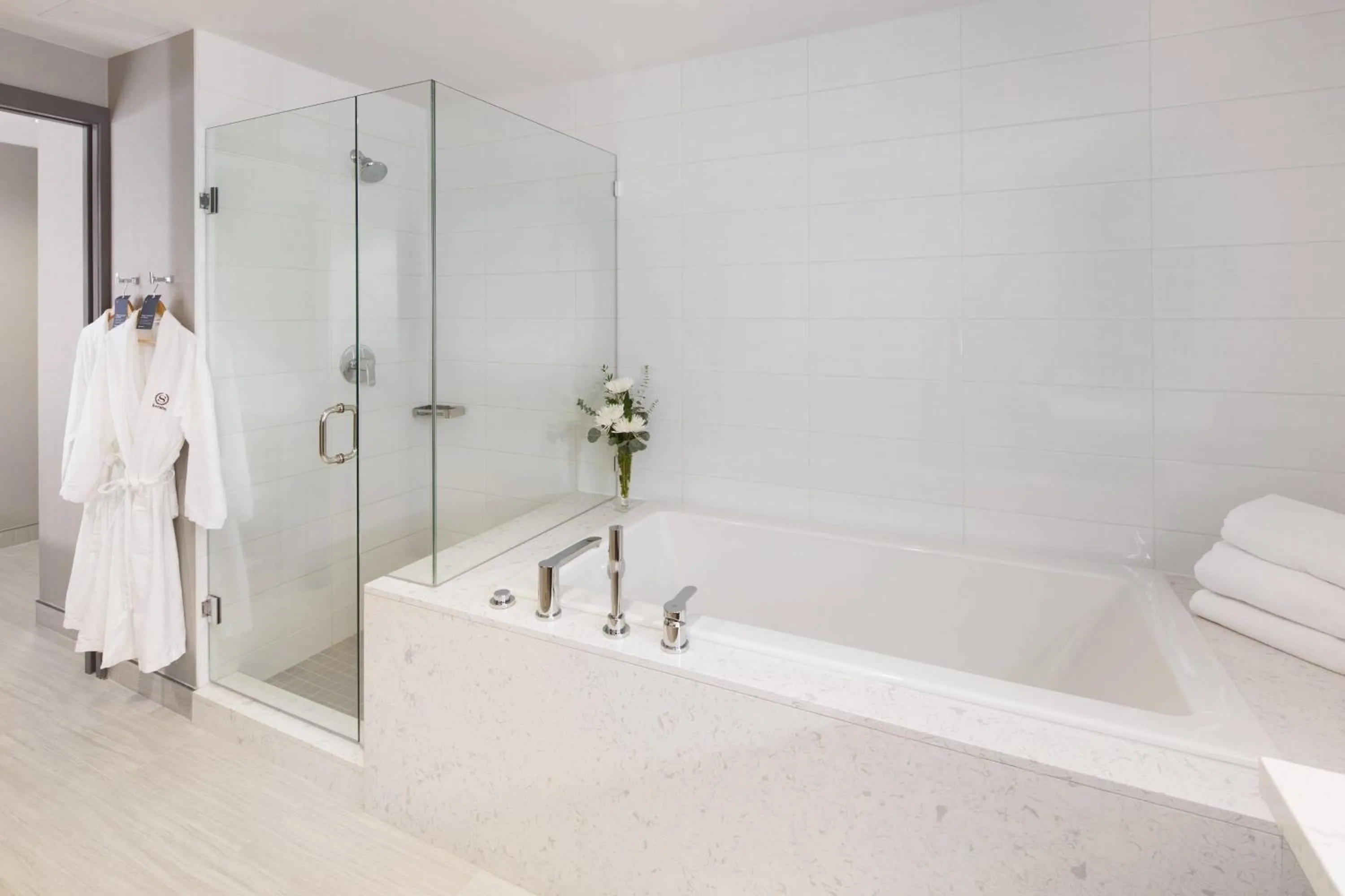 Bathroom in Sheraton Vancouver Guildford Hotel