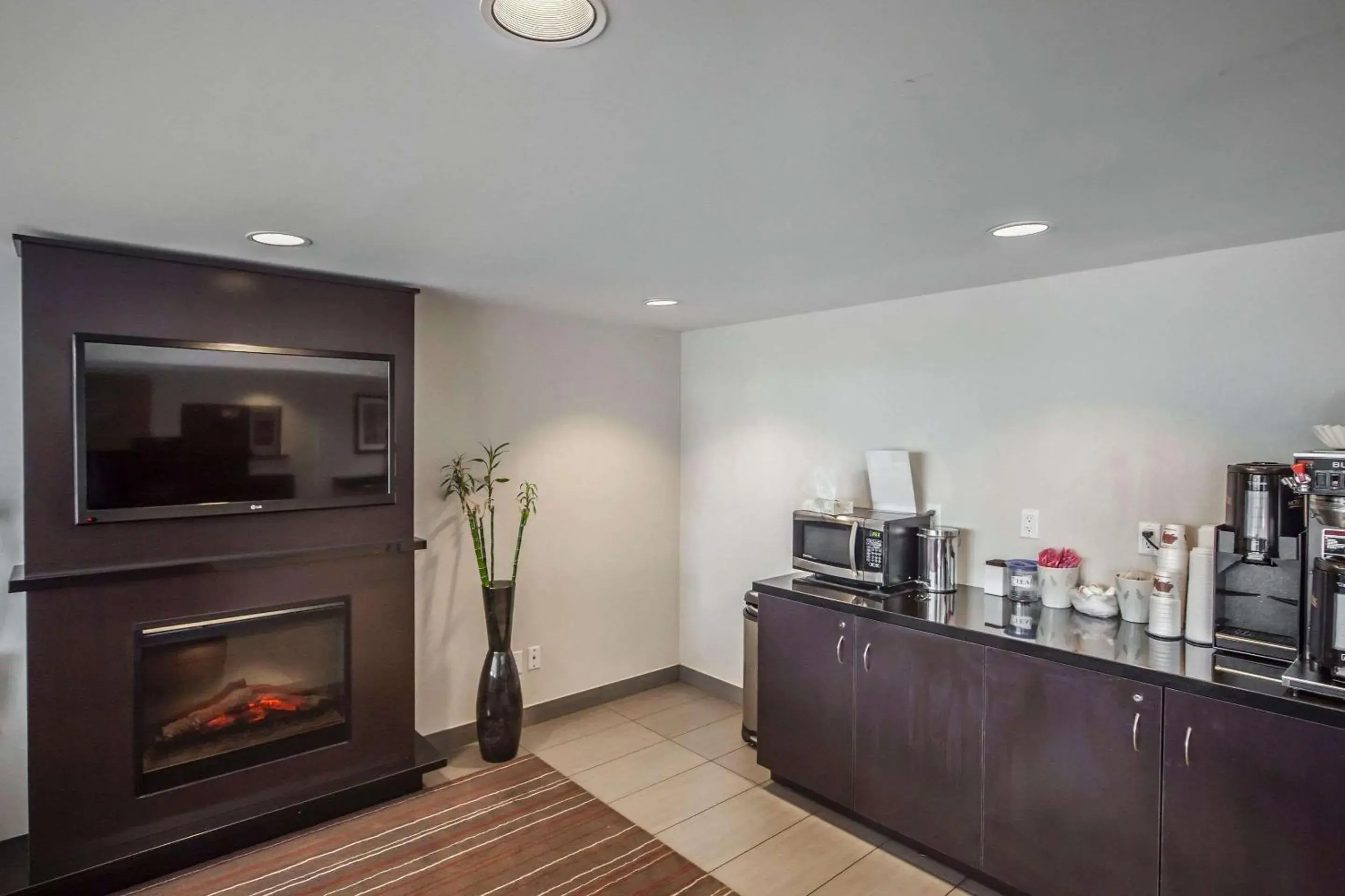 Comfort Inn West Comfort Inn West