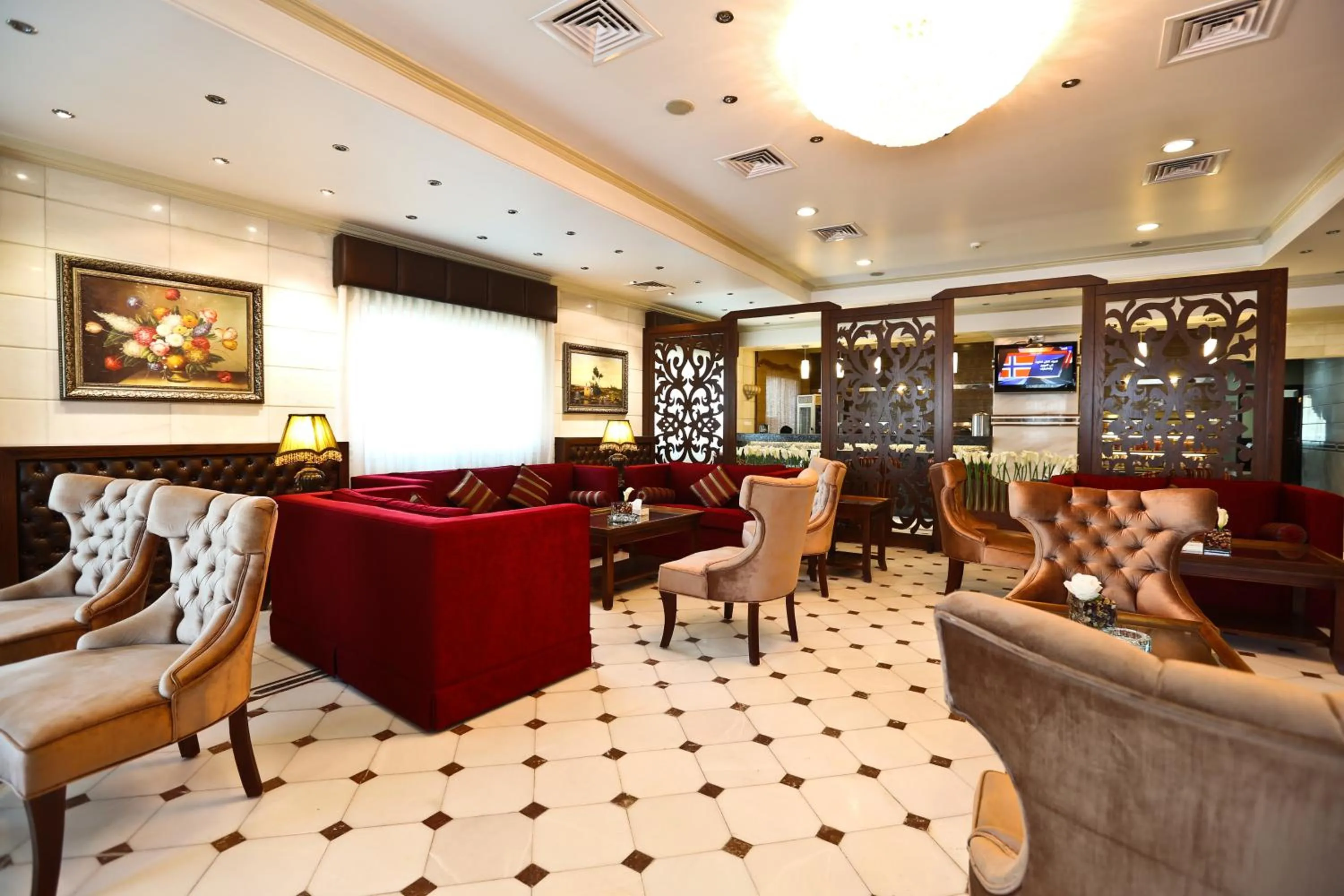 Lobby or reception in Al Thuraya Hotel