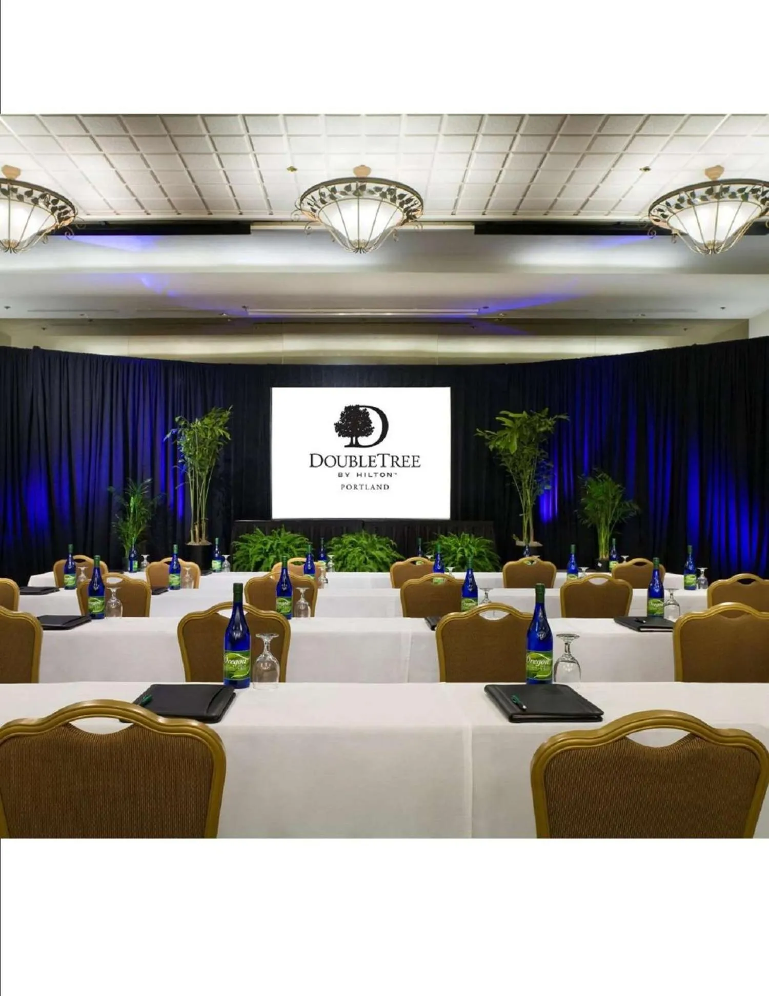 Property logo or sign in DoubleTree by Hilton Portland