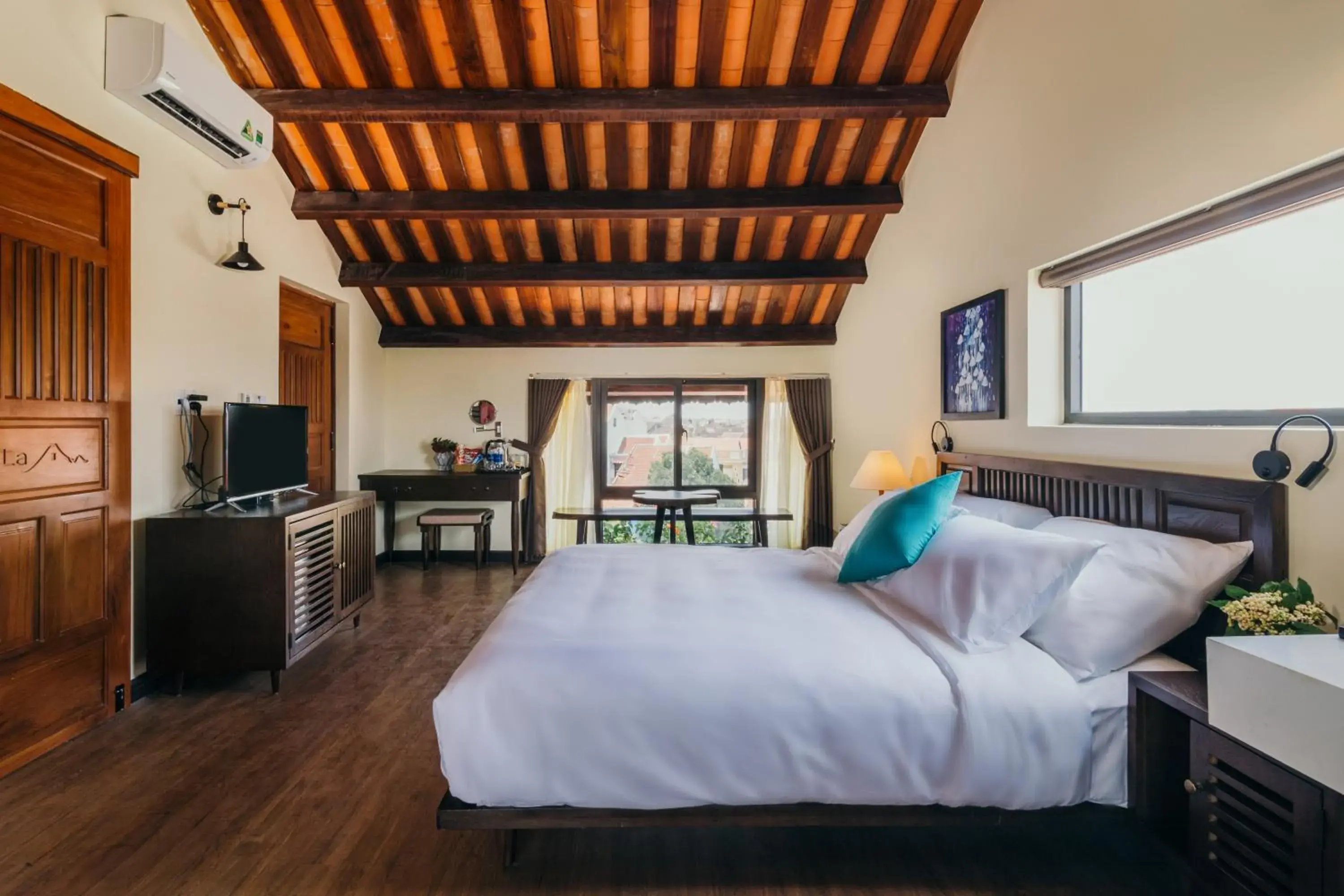 Apartment with River View in La An Central Boutique Villa Apartment with River View in La An Central Boutique Villa