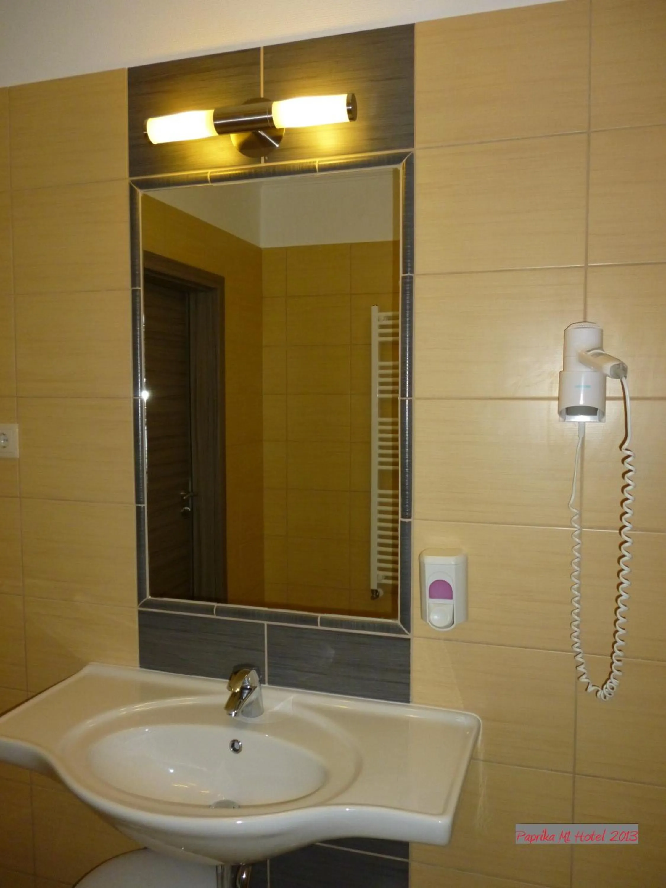 Double or Twin Room in Paprika M1 Hotel