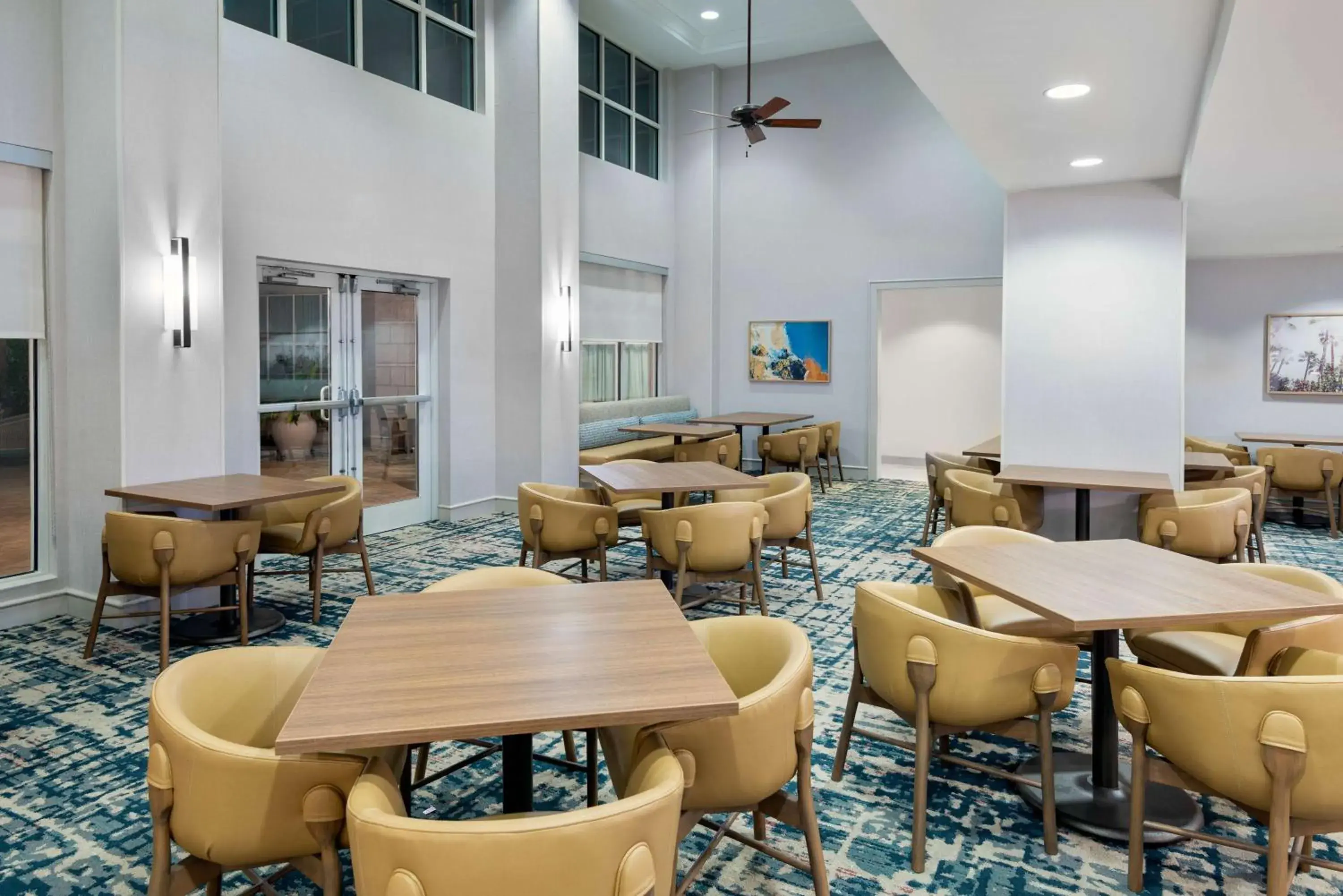 Breakfast in Homewood Suites by Hilton Tampa Airport - Westshore Breakfast in Homewood Suites by Hilton Tampa Airport - Westshore