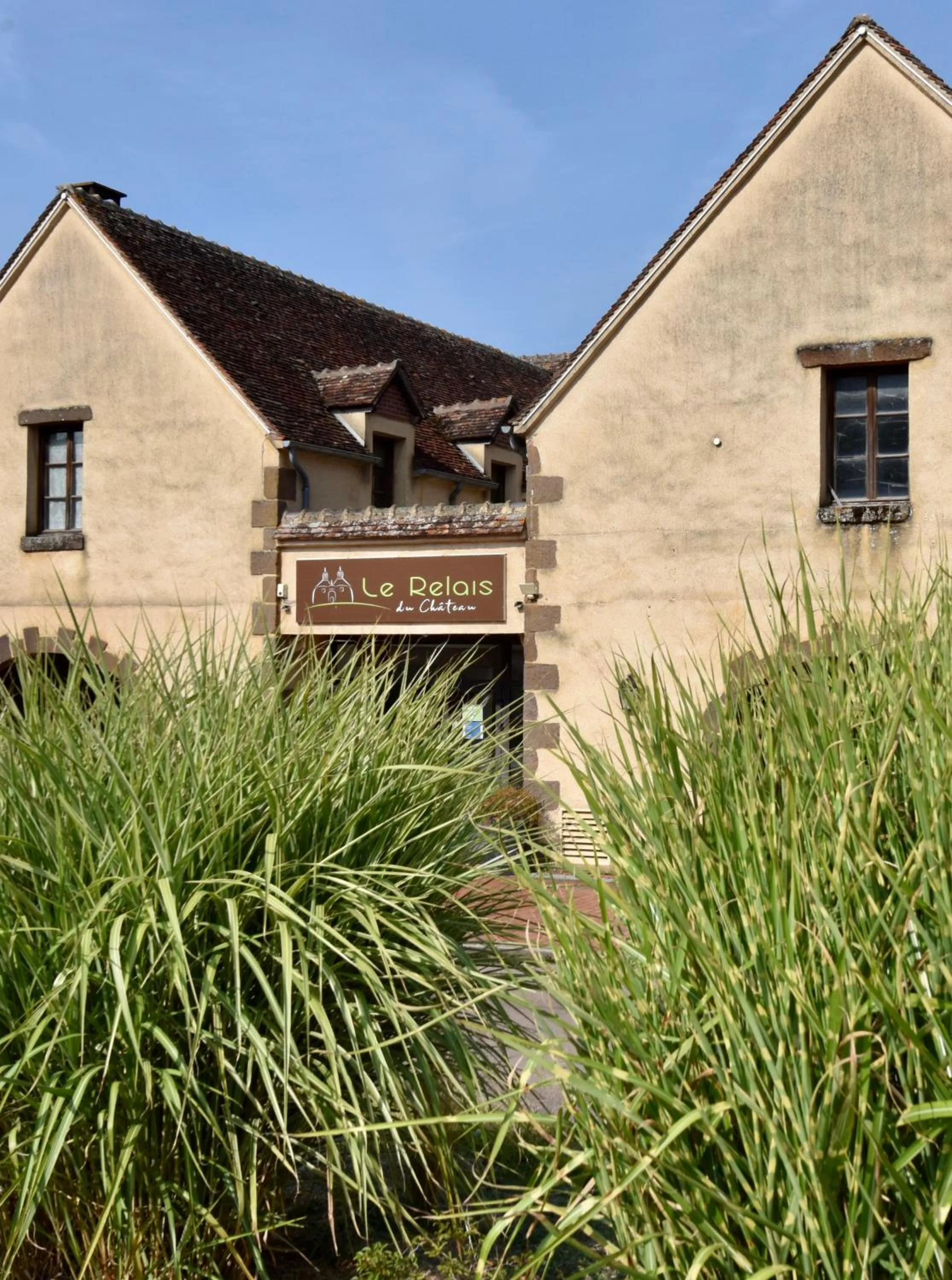 Property building in Le Relais du Château