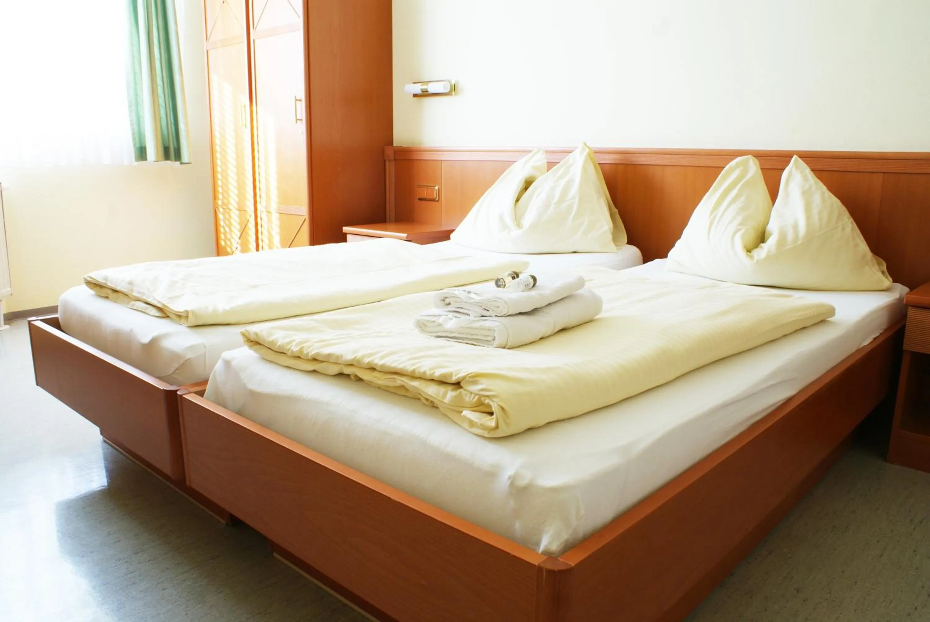 Bed in Jugend- und Familiengästehaus Klagenfurt