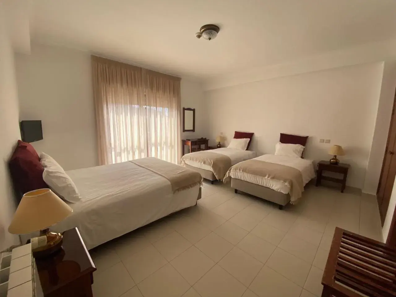 Triple Room in Fátima GuestHouse Triple Room in Fátima GuestHouse