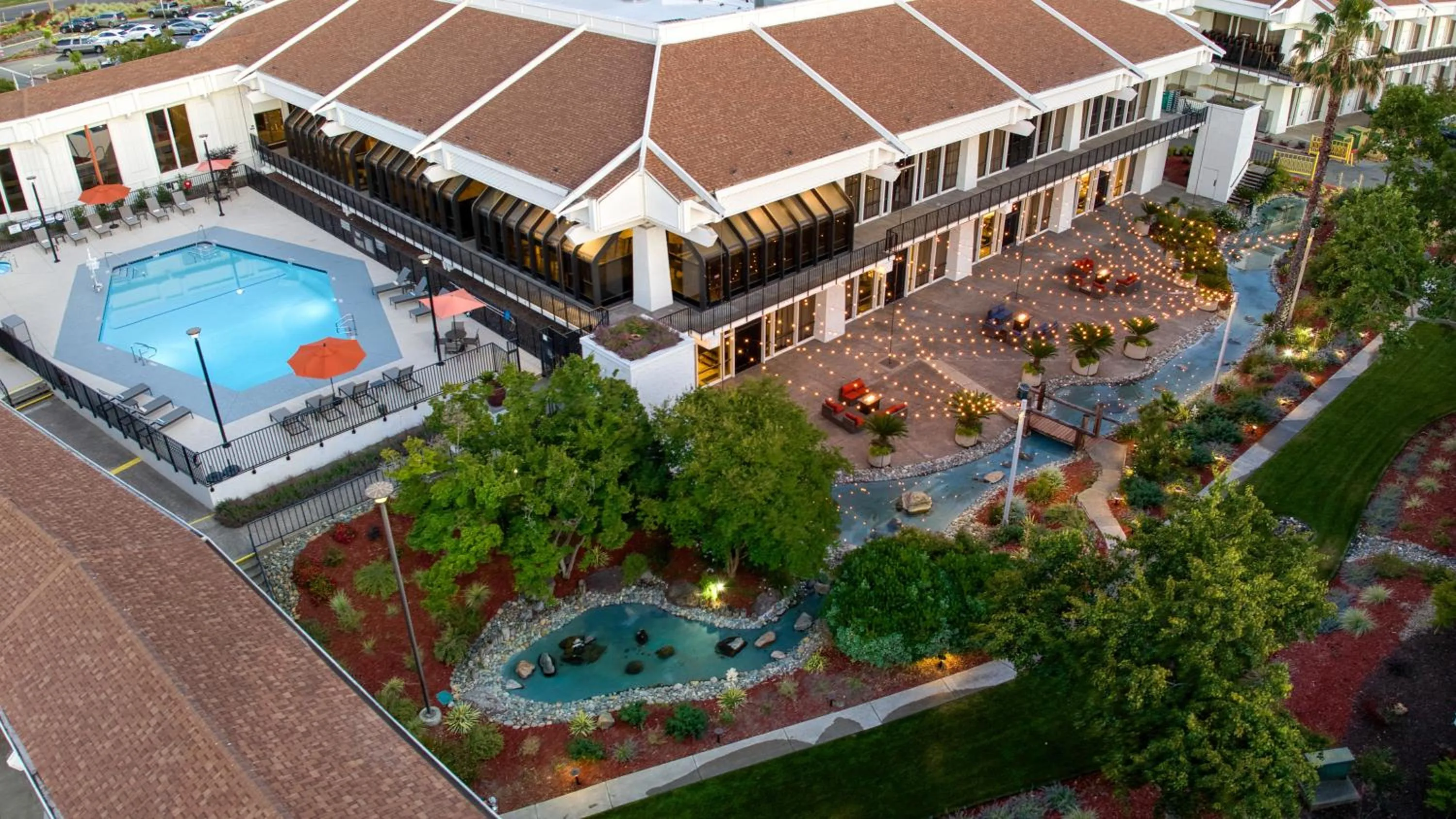 Patio in DoubleTree By Hilton Sacramento