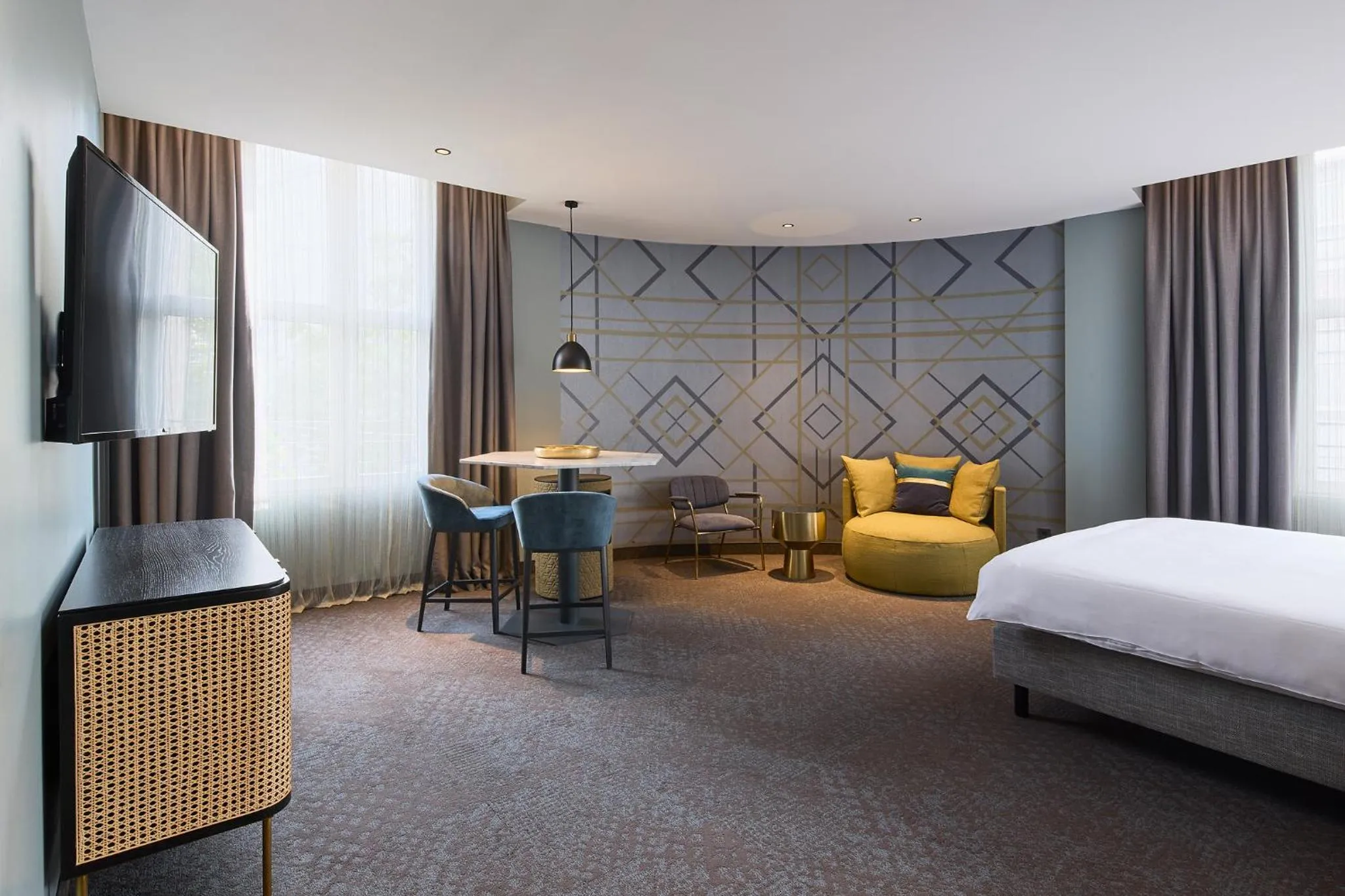 Living room, Bed in Postboutique Hotel Wuppertal