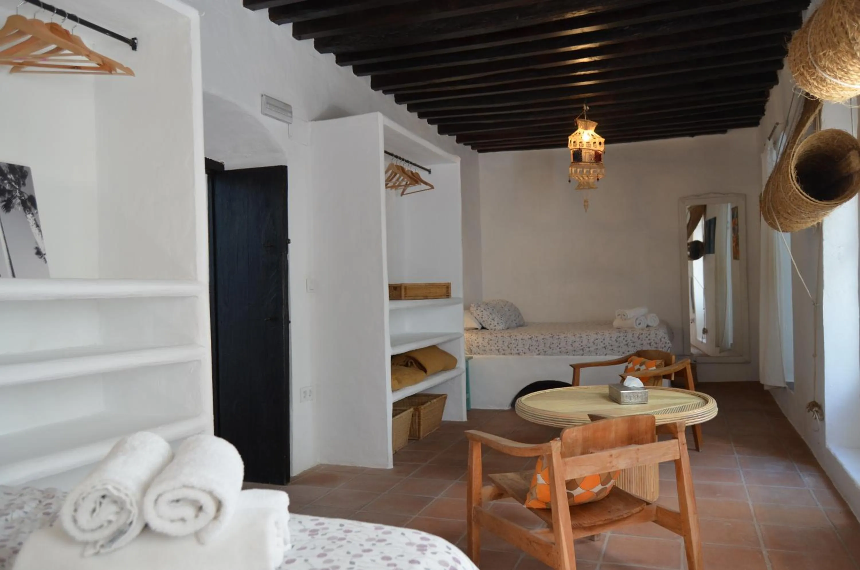 Property building, Bed in Eole Tarifa Rooms