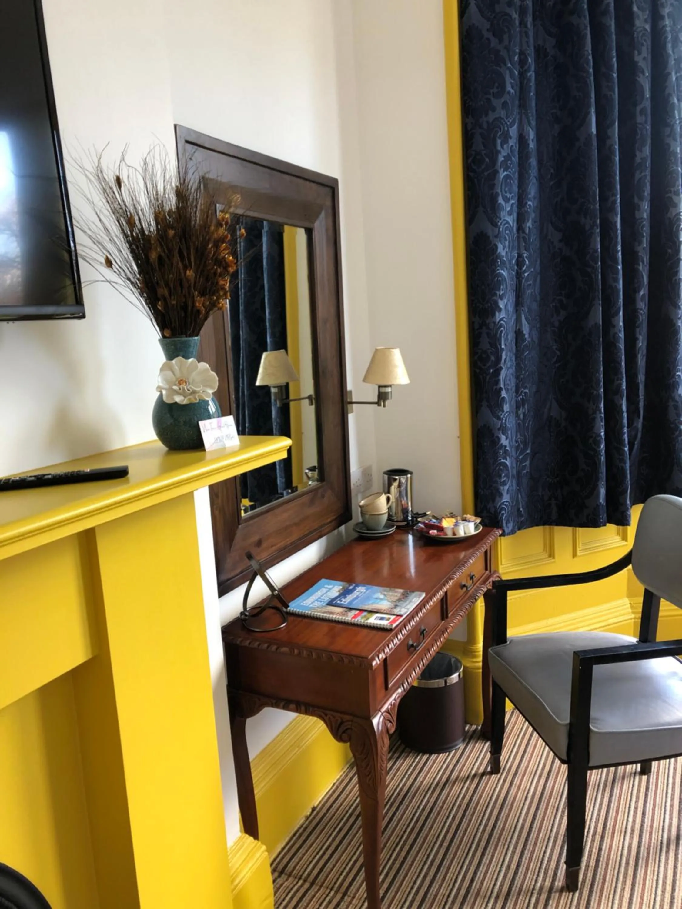 New Town Guest House (Adults Only)