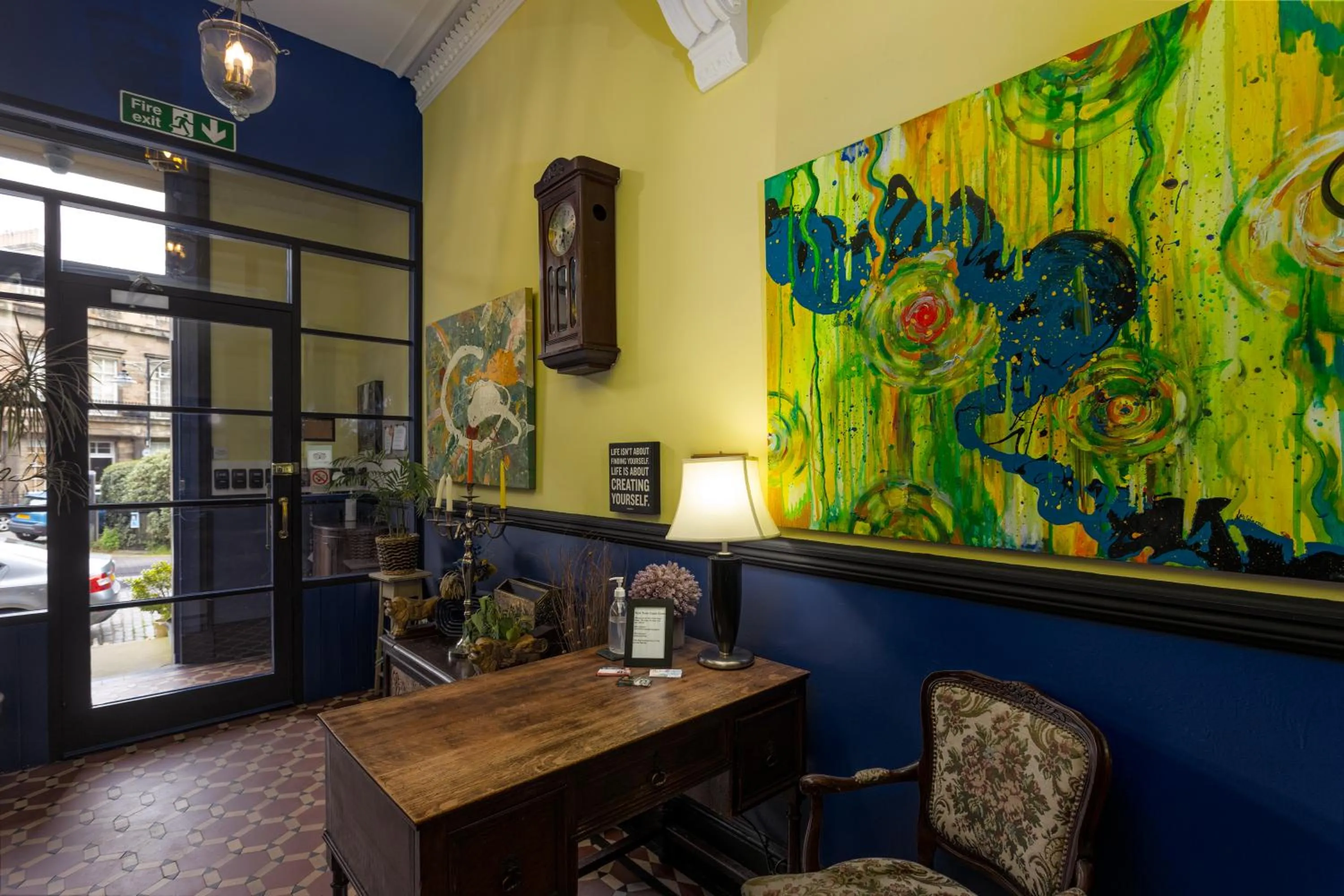 New Town Guest House (Adults Only)