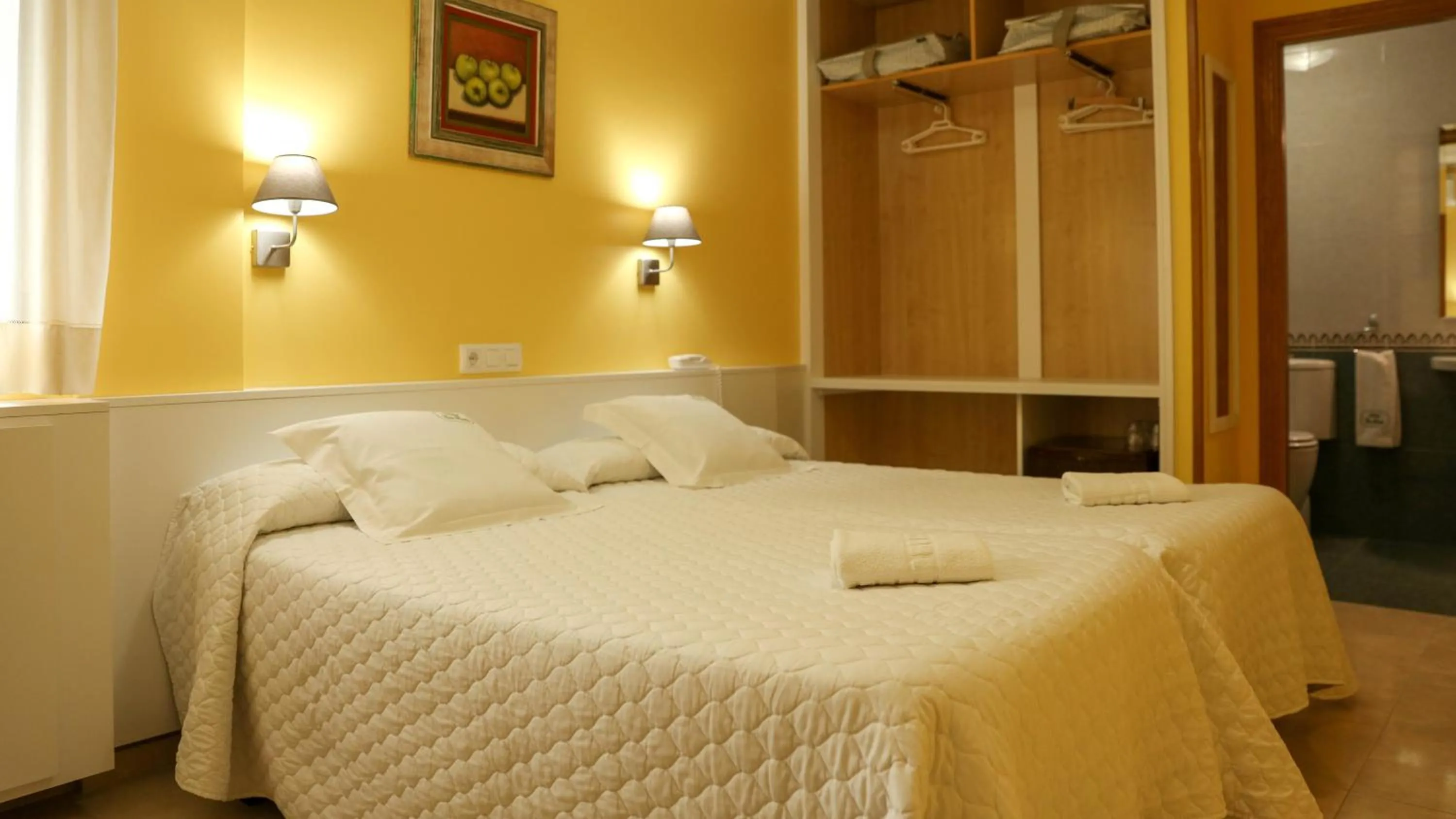 Bed in Hotel Casa Benilde