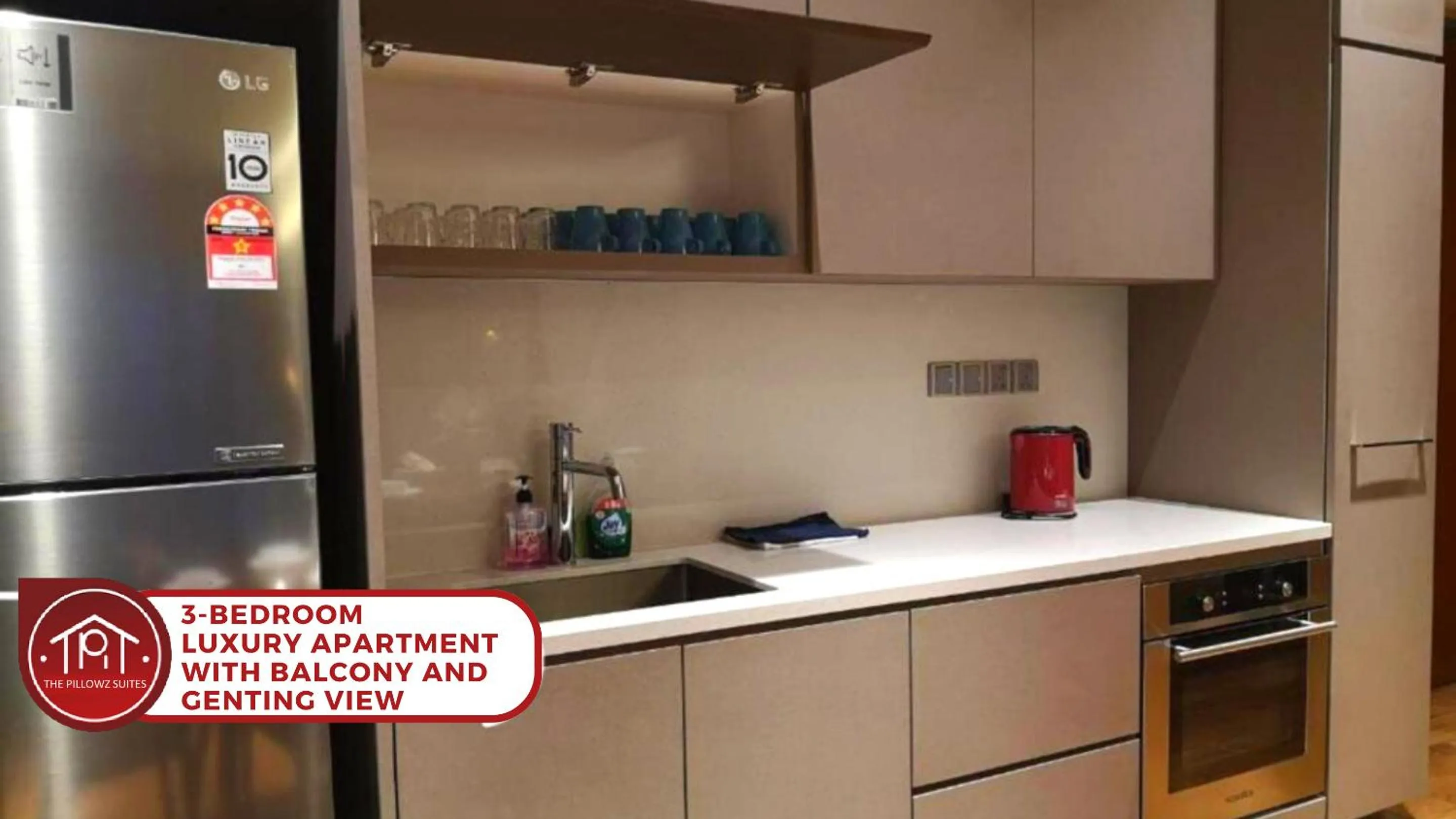 Kitchen or kitchenette in Geo38 Prime Suites Genting Highlands