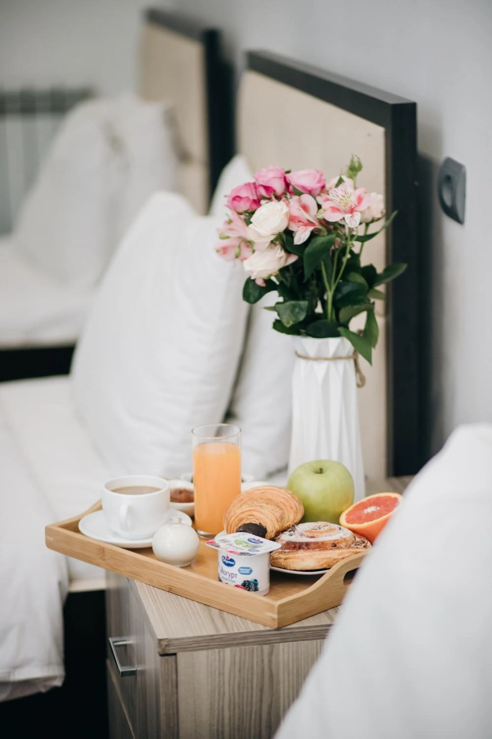 Bedroom, Bed in Nuryan Hotel Yerevan