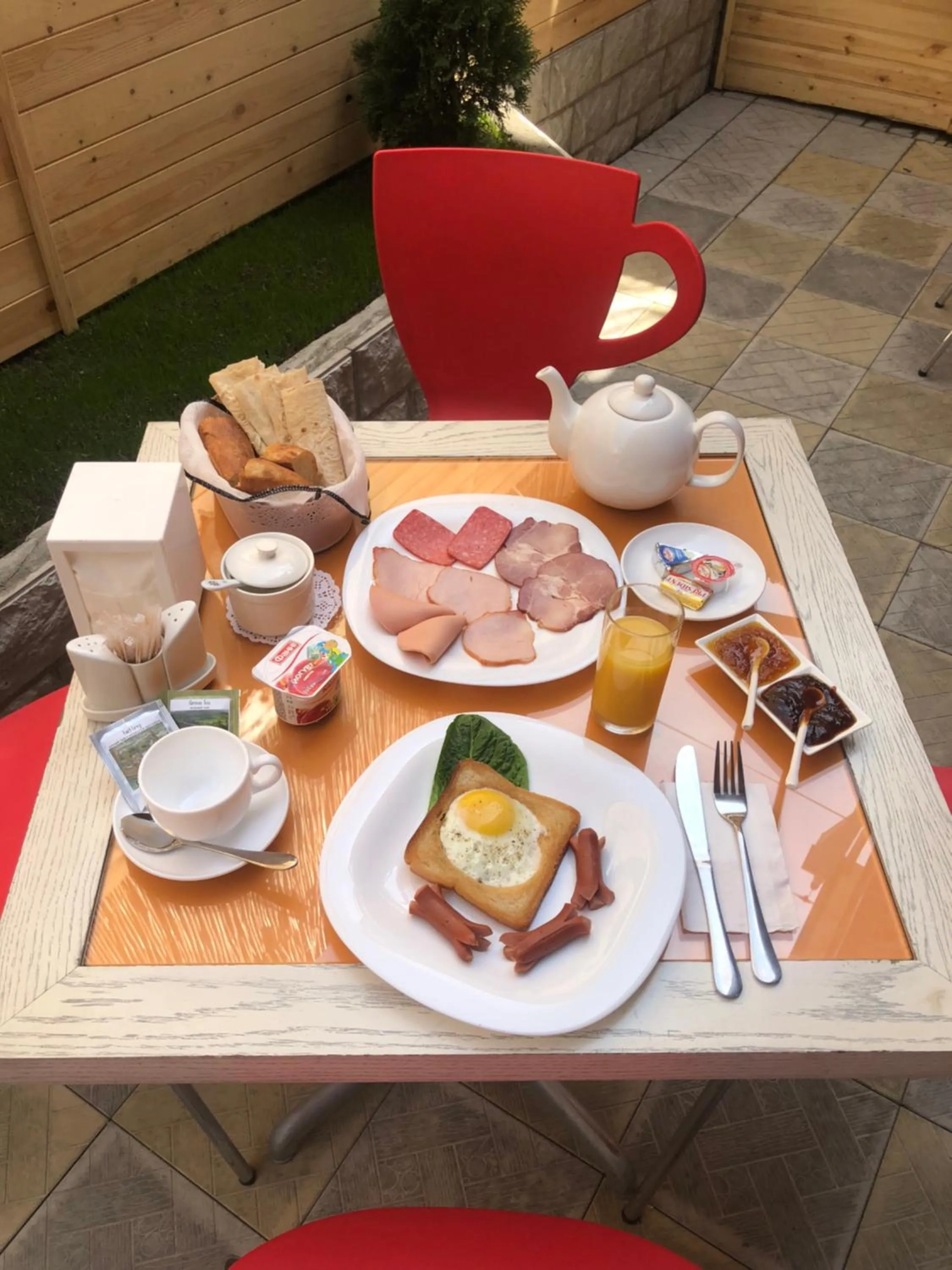 Food in Nuryan Hotel Yerevan