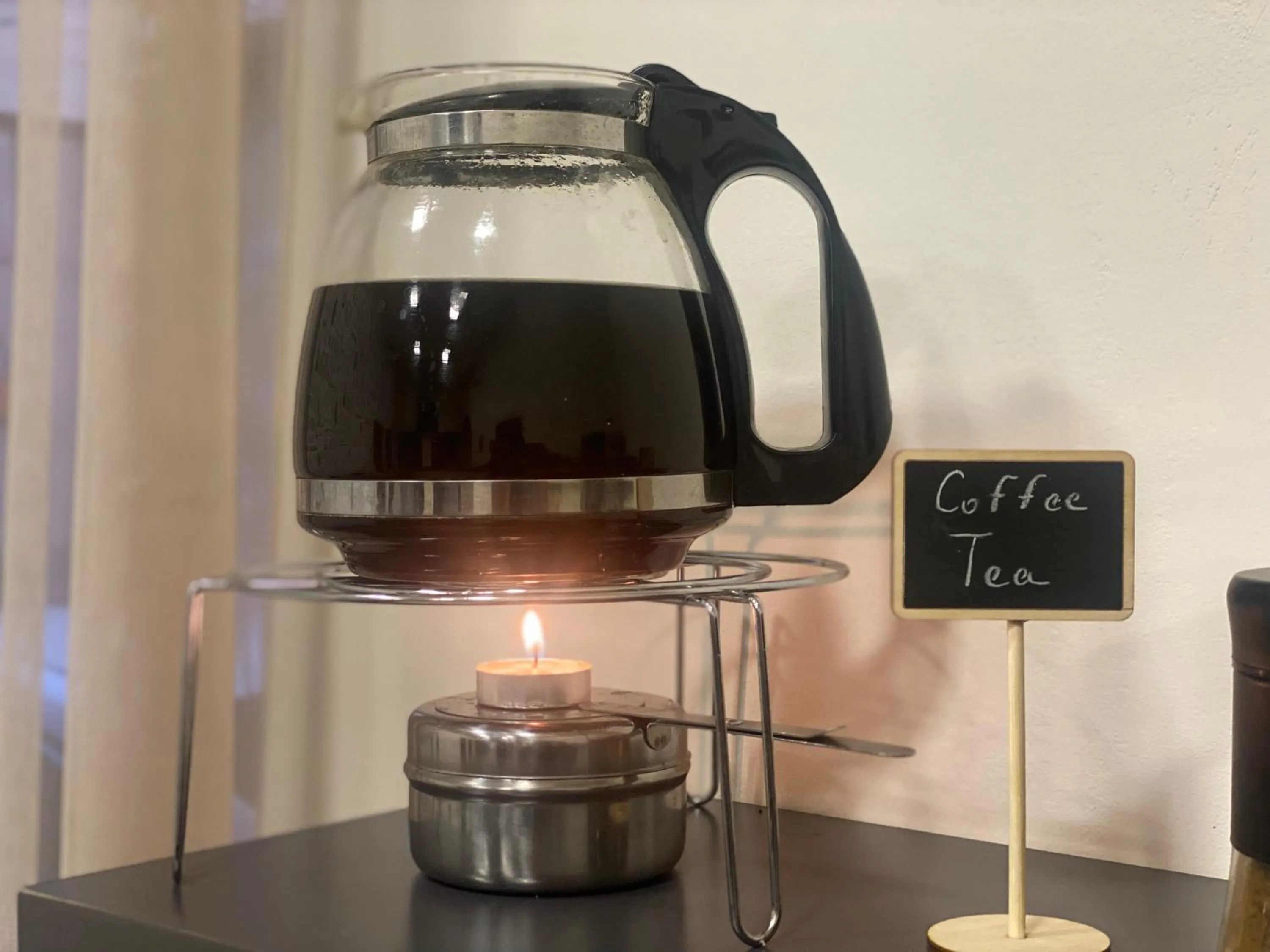 Coffee/tea facilities in Nuryan Hotel Yerevan