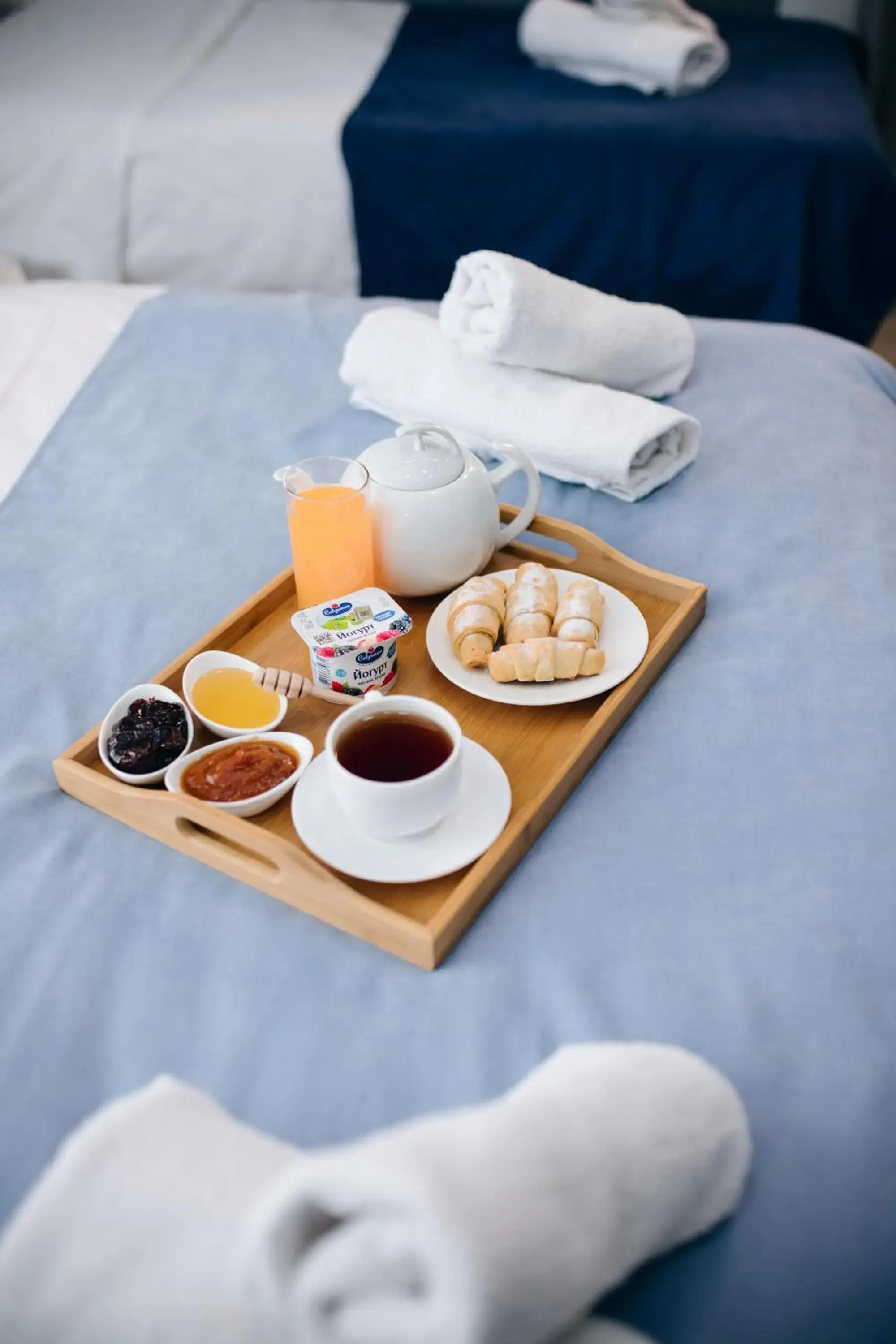 Deluxe Double Room with Extra Bed in Nuryan Hotel Yerevan Deluxe Double Room with Extra Bed in Nuryan Hotel Yerevan