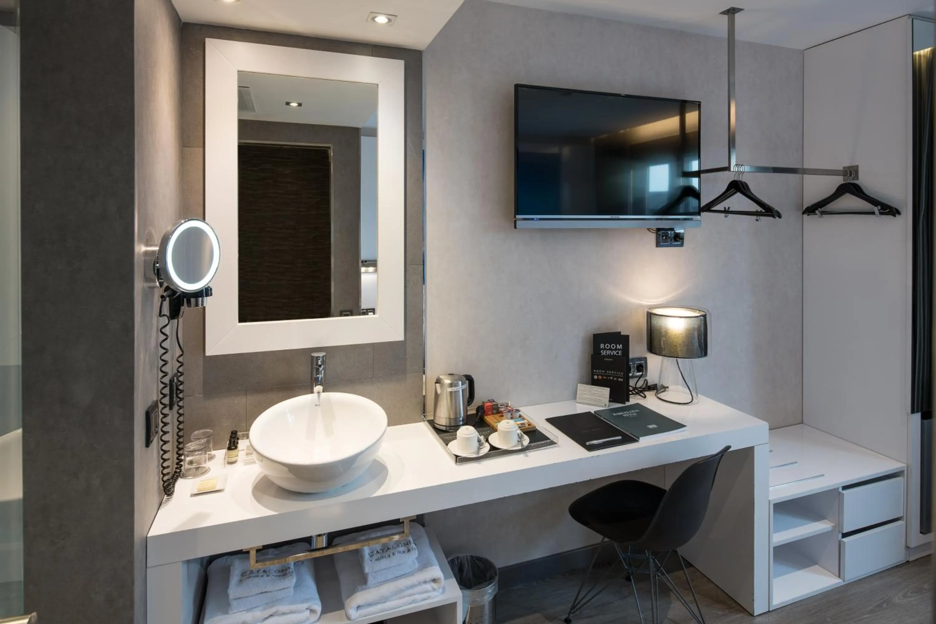 Twin Room in Catalonia Gran Via BCN