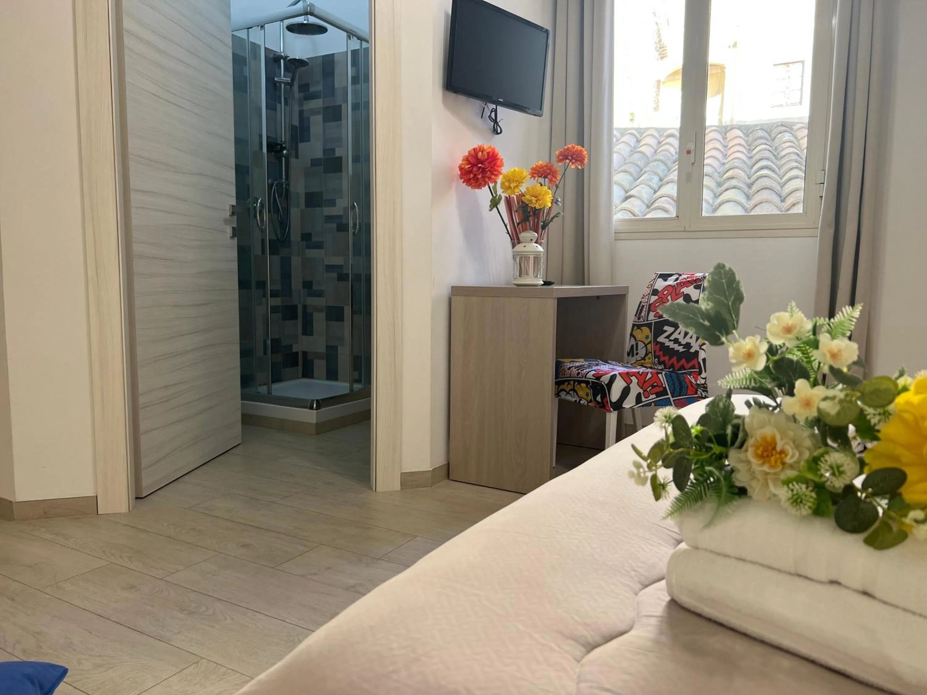 Photo of the whole room in Colle Greco