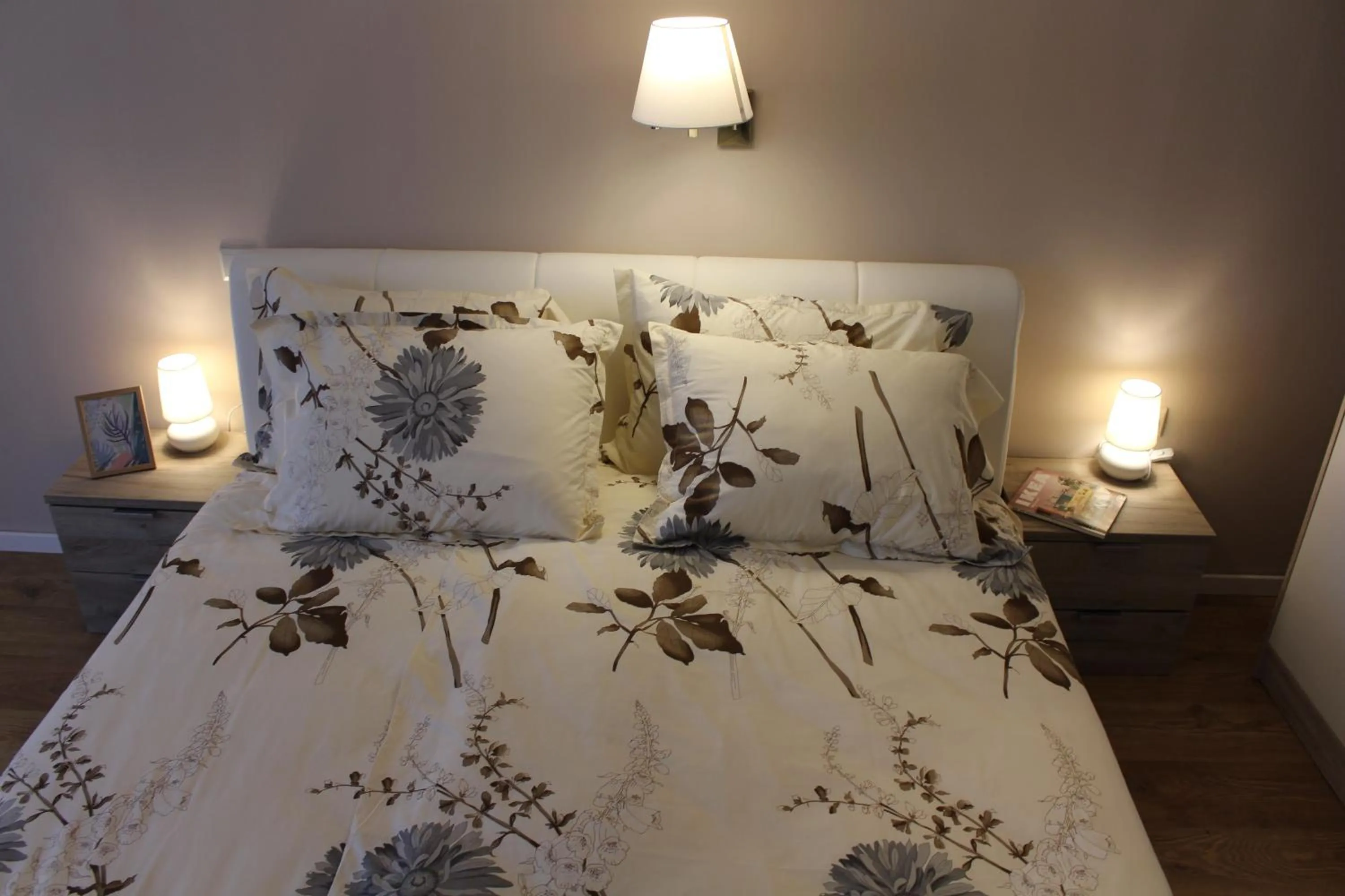 Bedroom, Bed in Hotel39