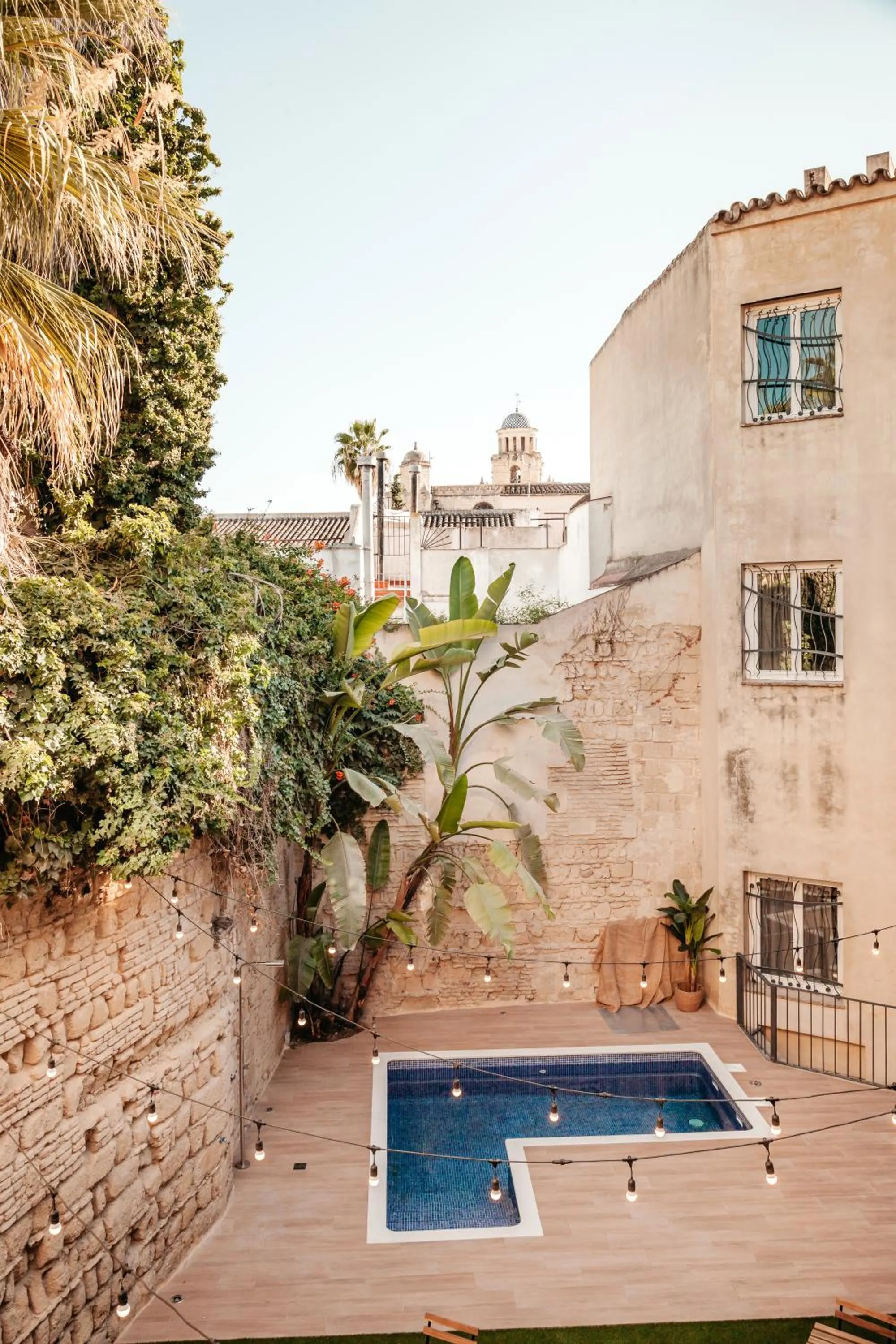 Swimming pool in ASTUTO Boutique Jerez - Adults Only