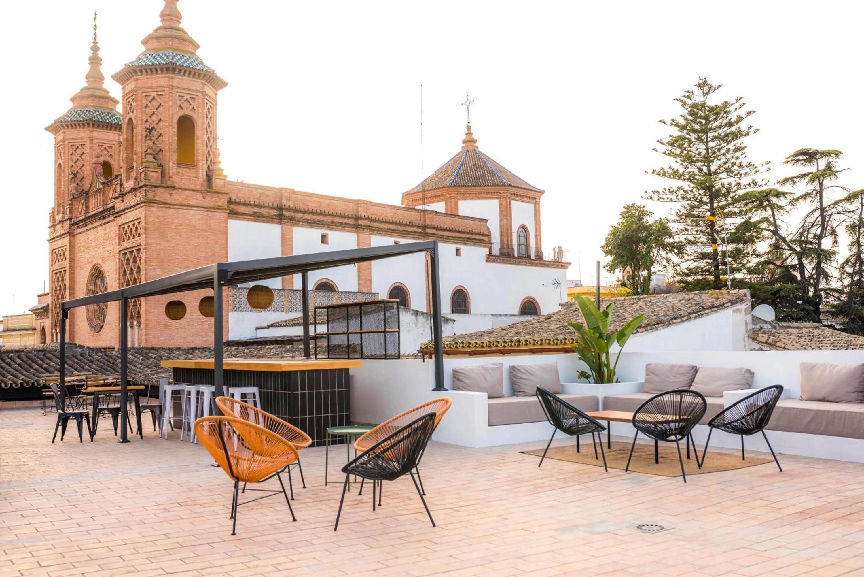 Property building in ASTUTO Boutique Jerez - Adults Only