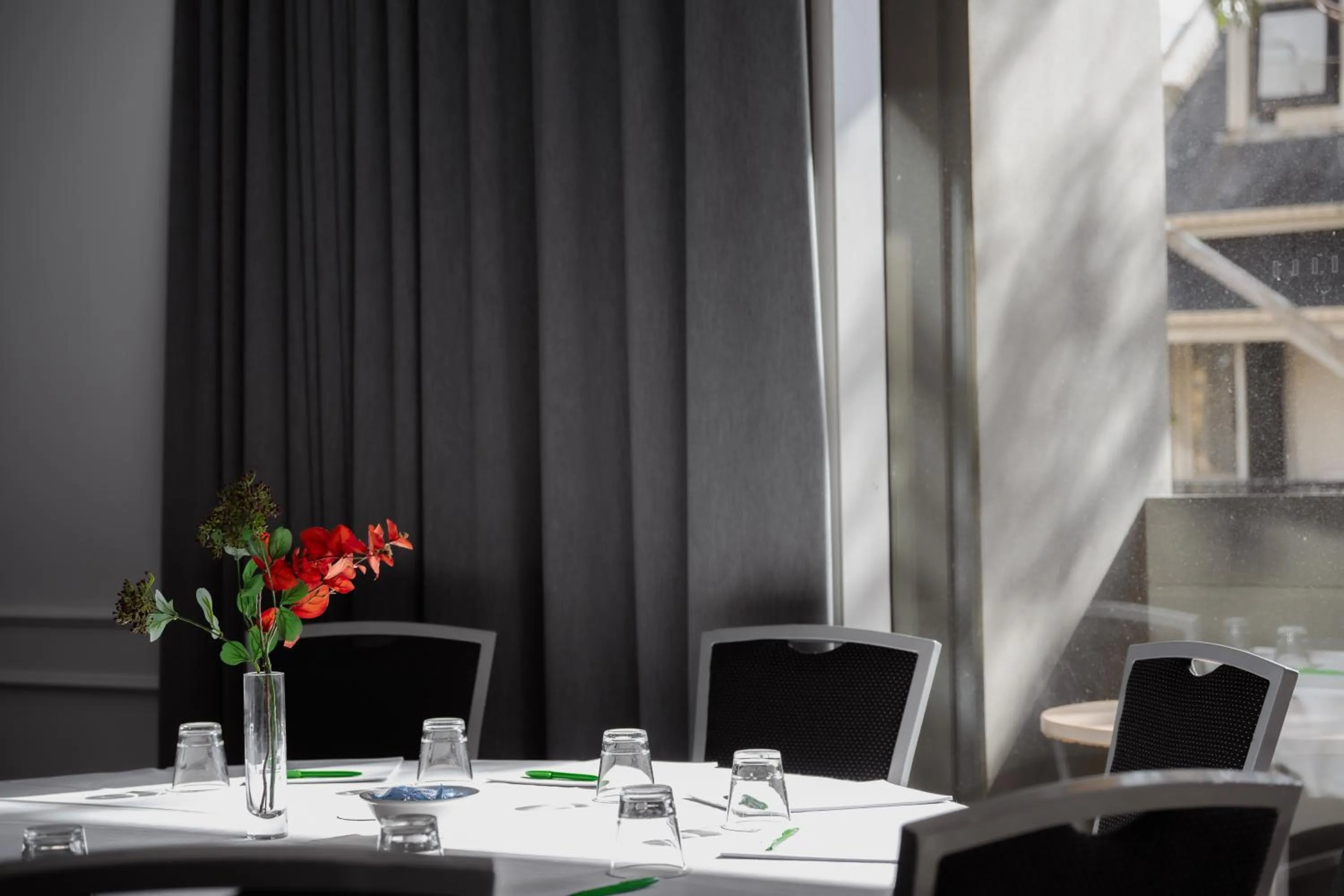 Meeting/conference room in Holiday Inn Sydney Potts Point