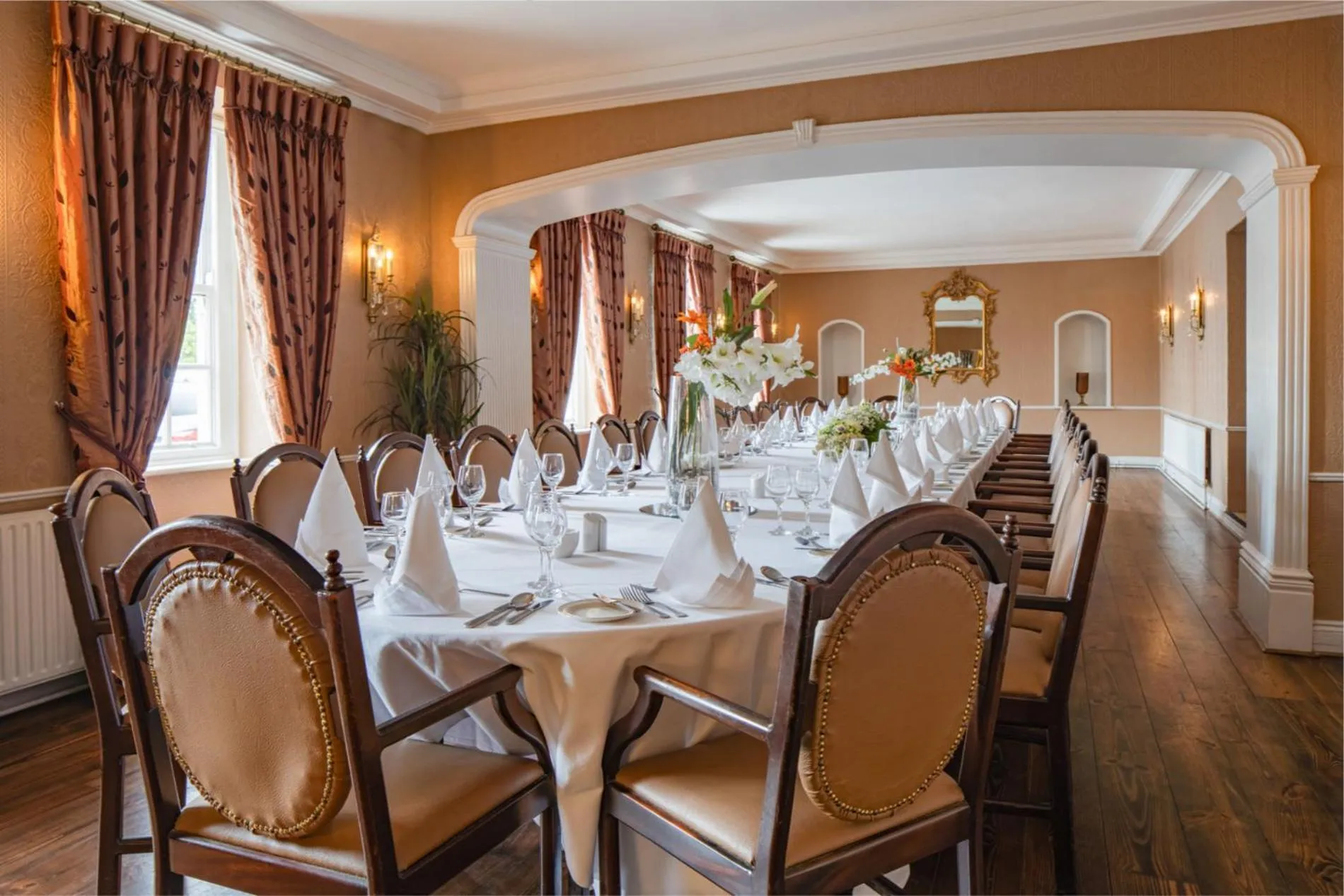 Banquet/Function facilities in Dooly's Hotel