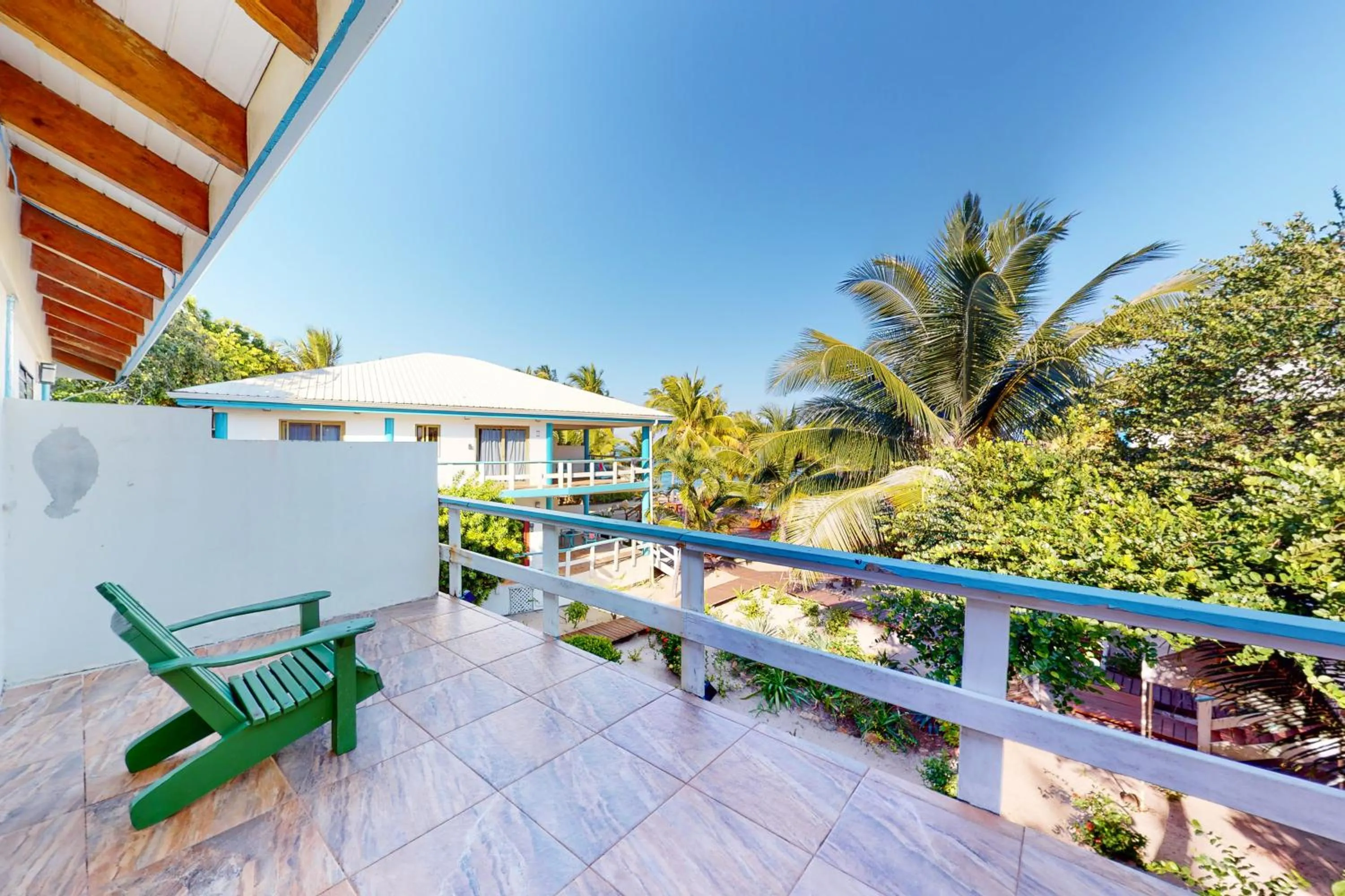 Condo #27 @ Beachside Villas