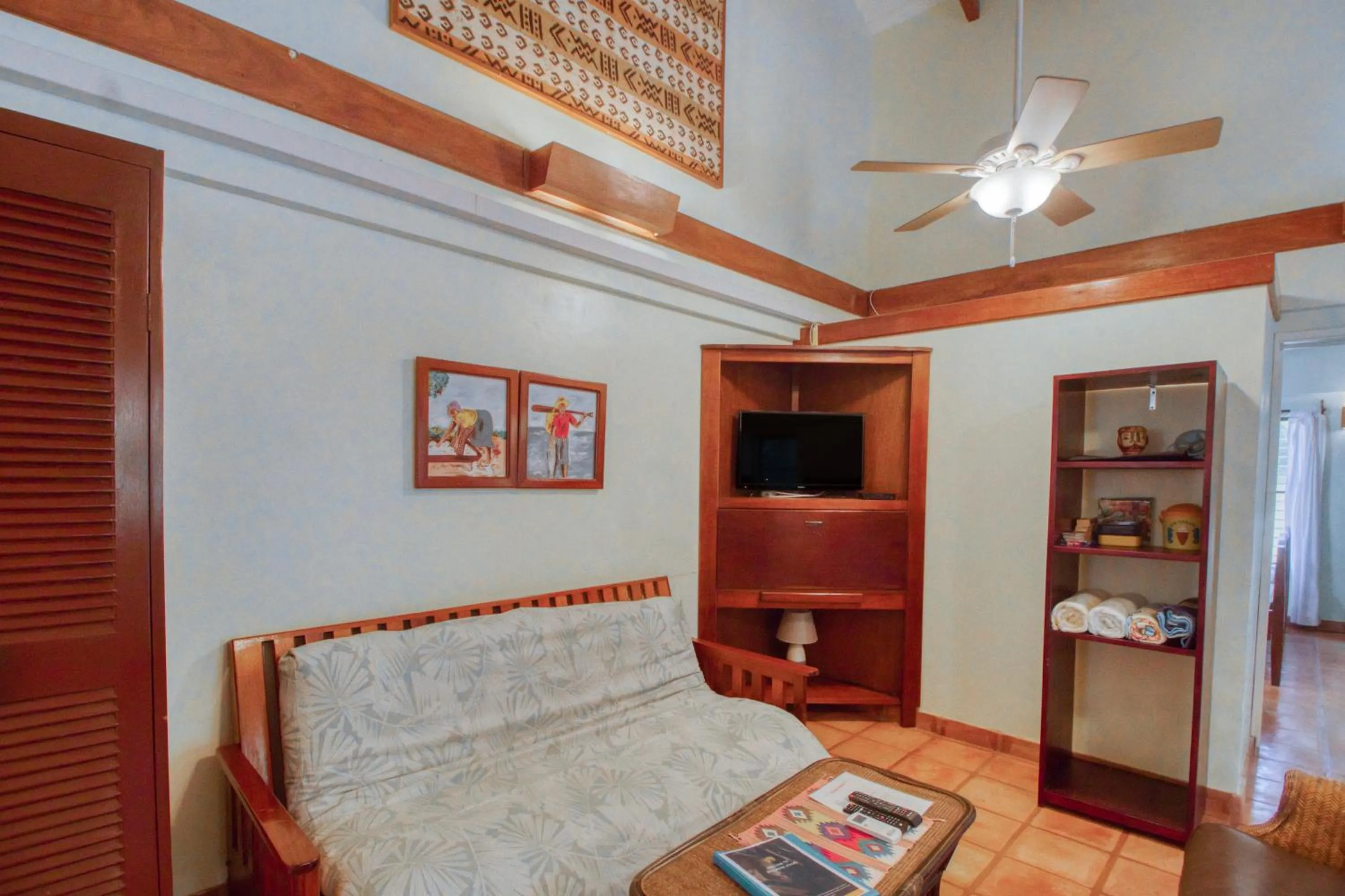 Condo #27 @ Beachside Villas