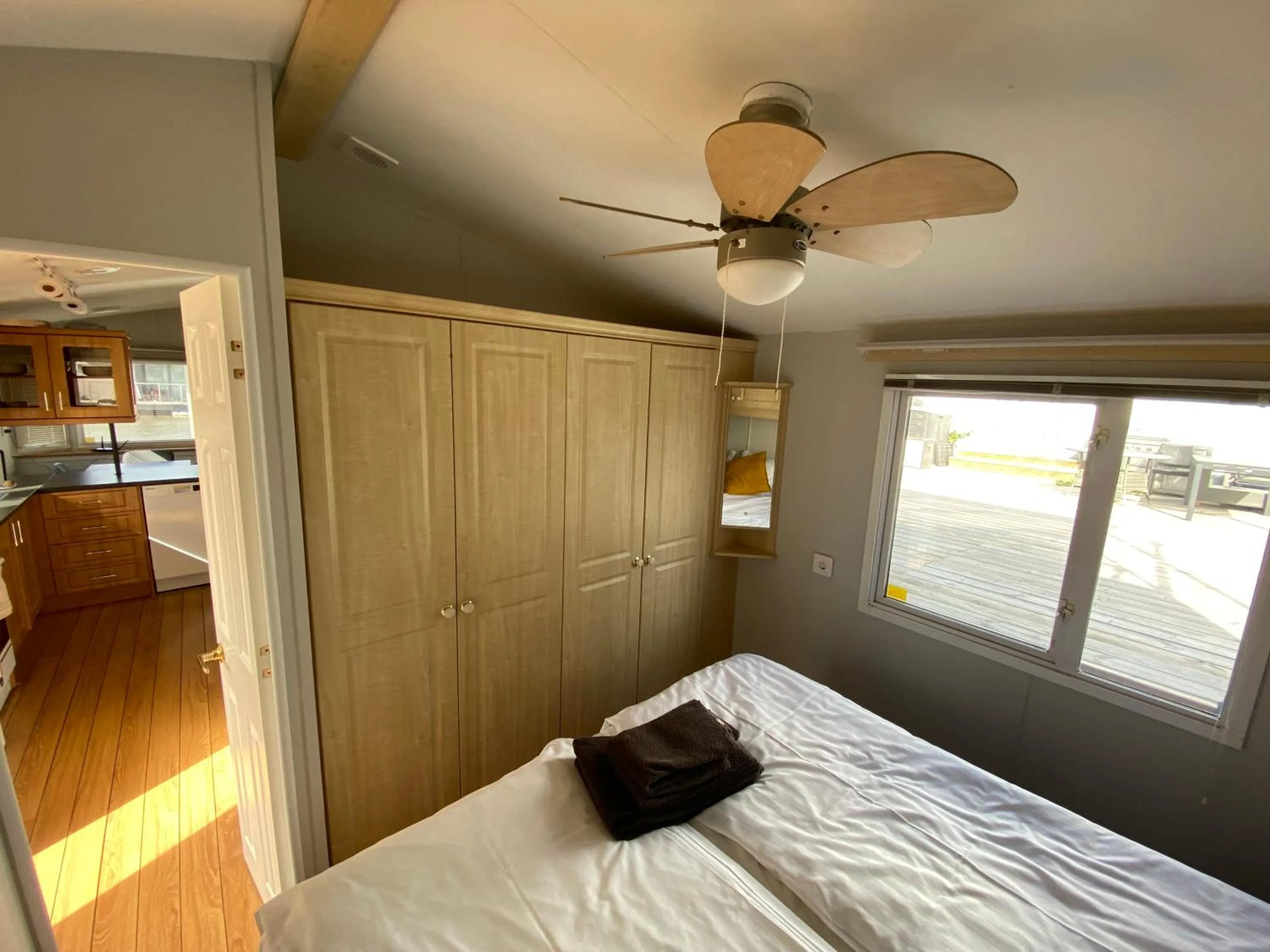 Bed in La Mare Resort