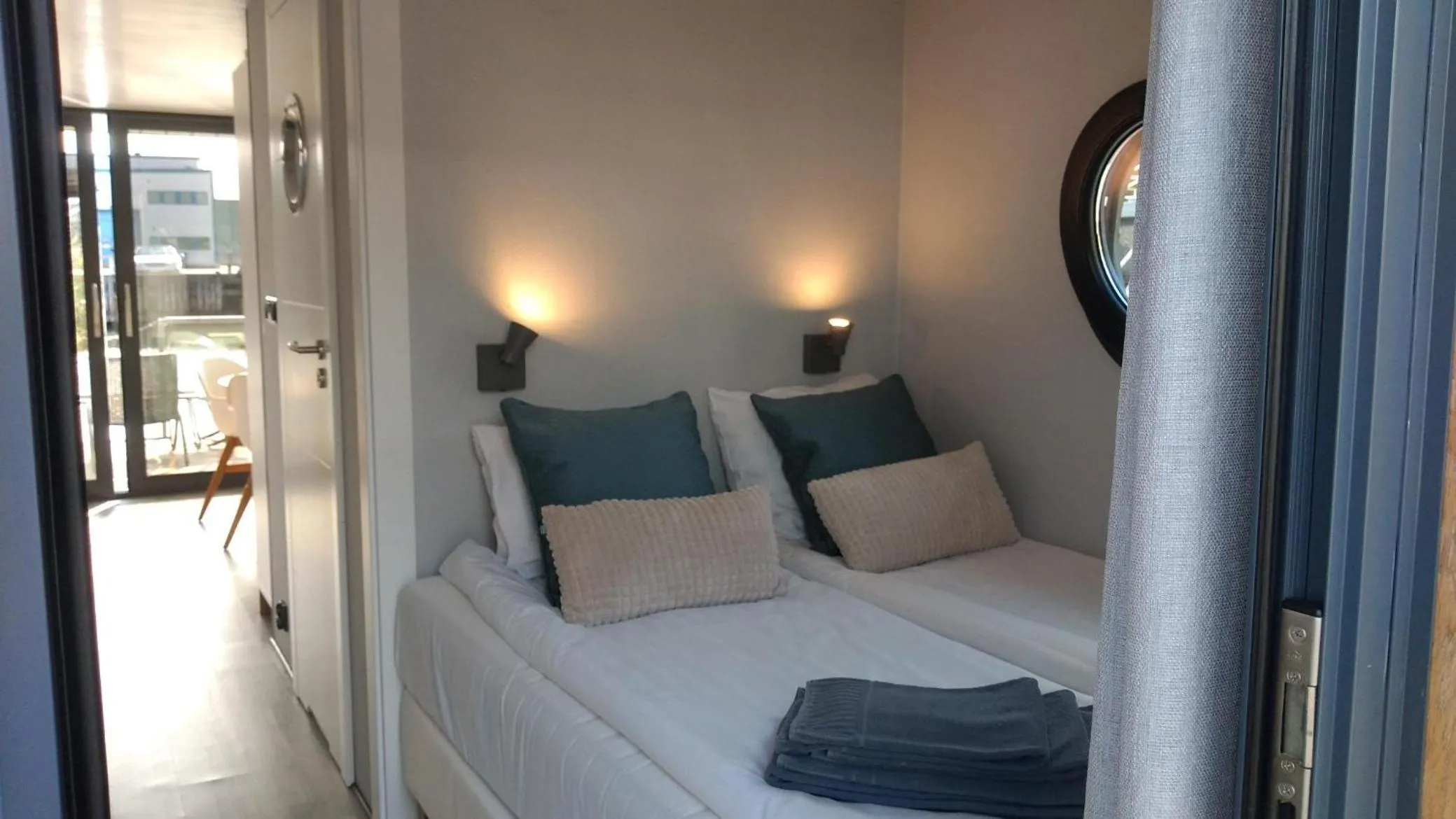 Bed in La Mare Resort