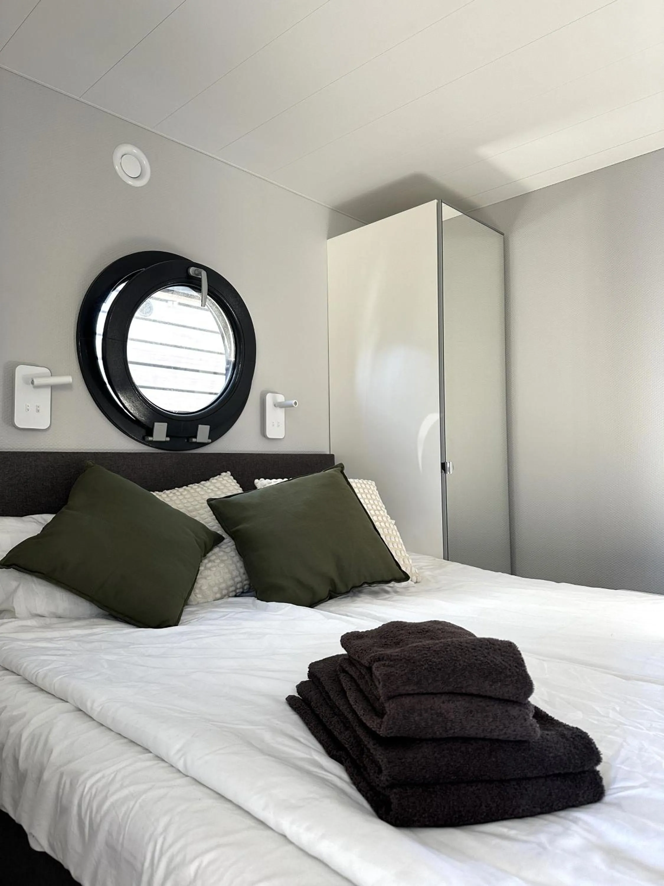 Bed in La Mare Resort