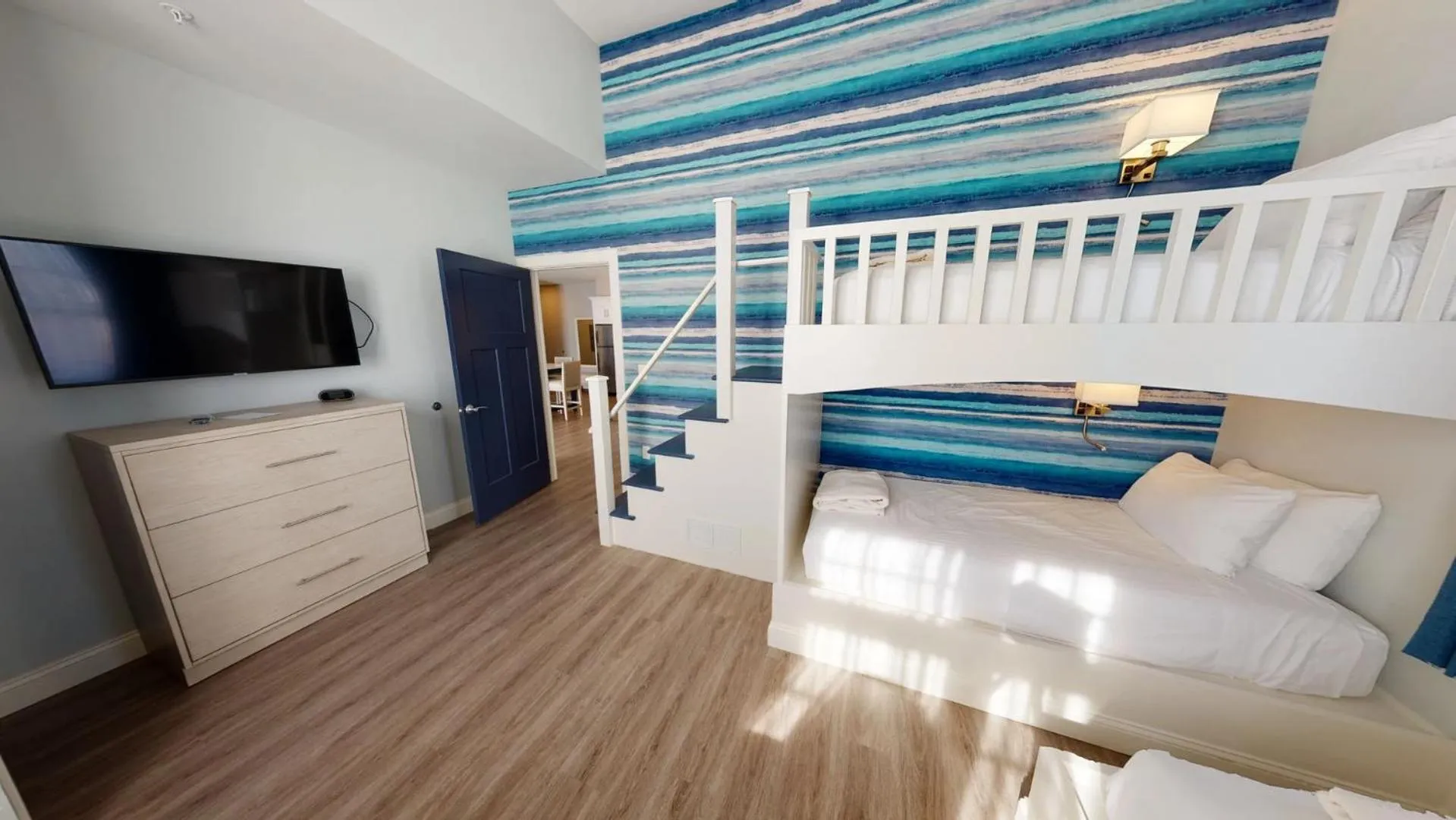 bunk bed, Bed in Hotel LBI