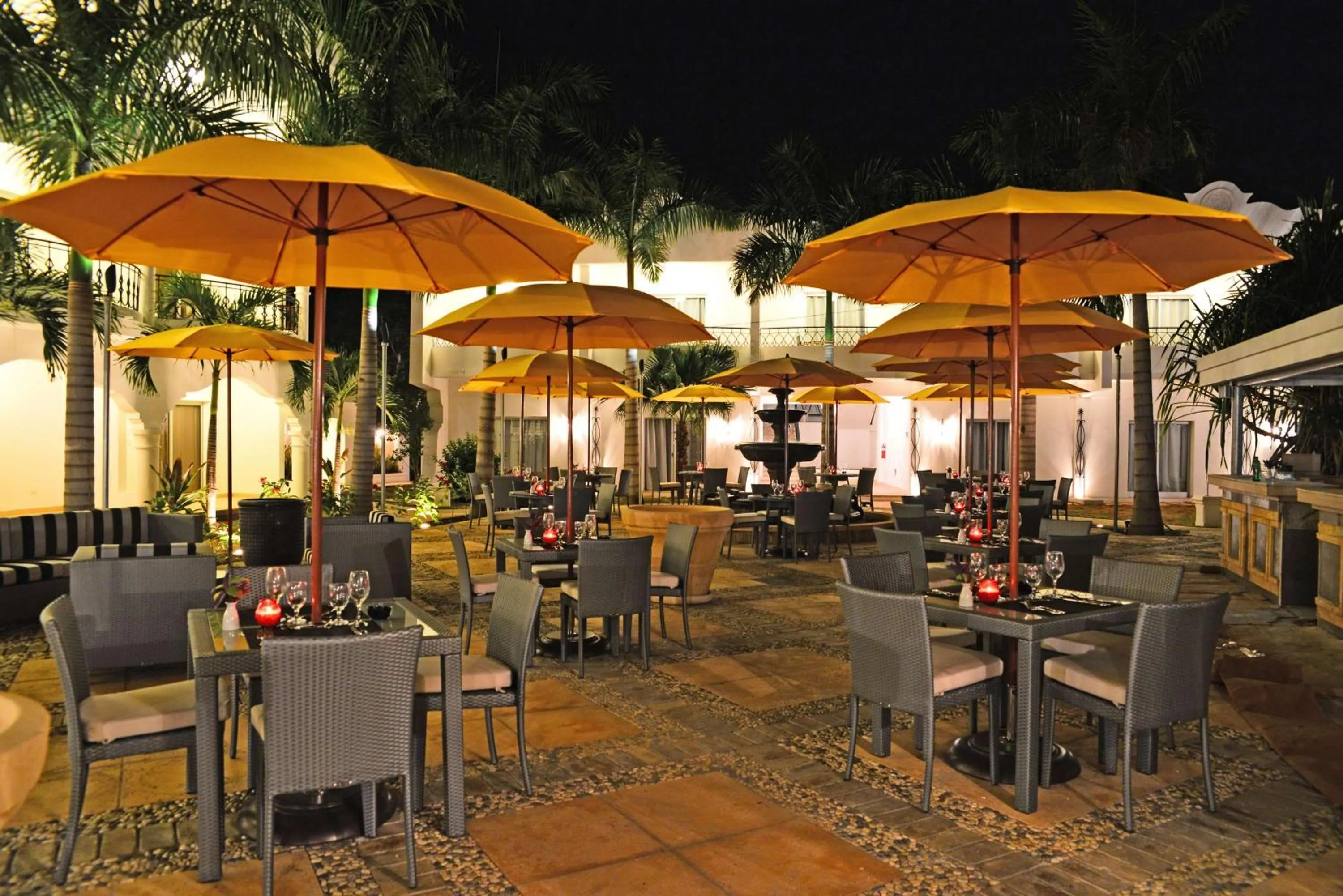 Property building in El Rancho Haiti