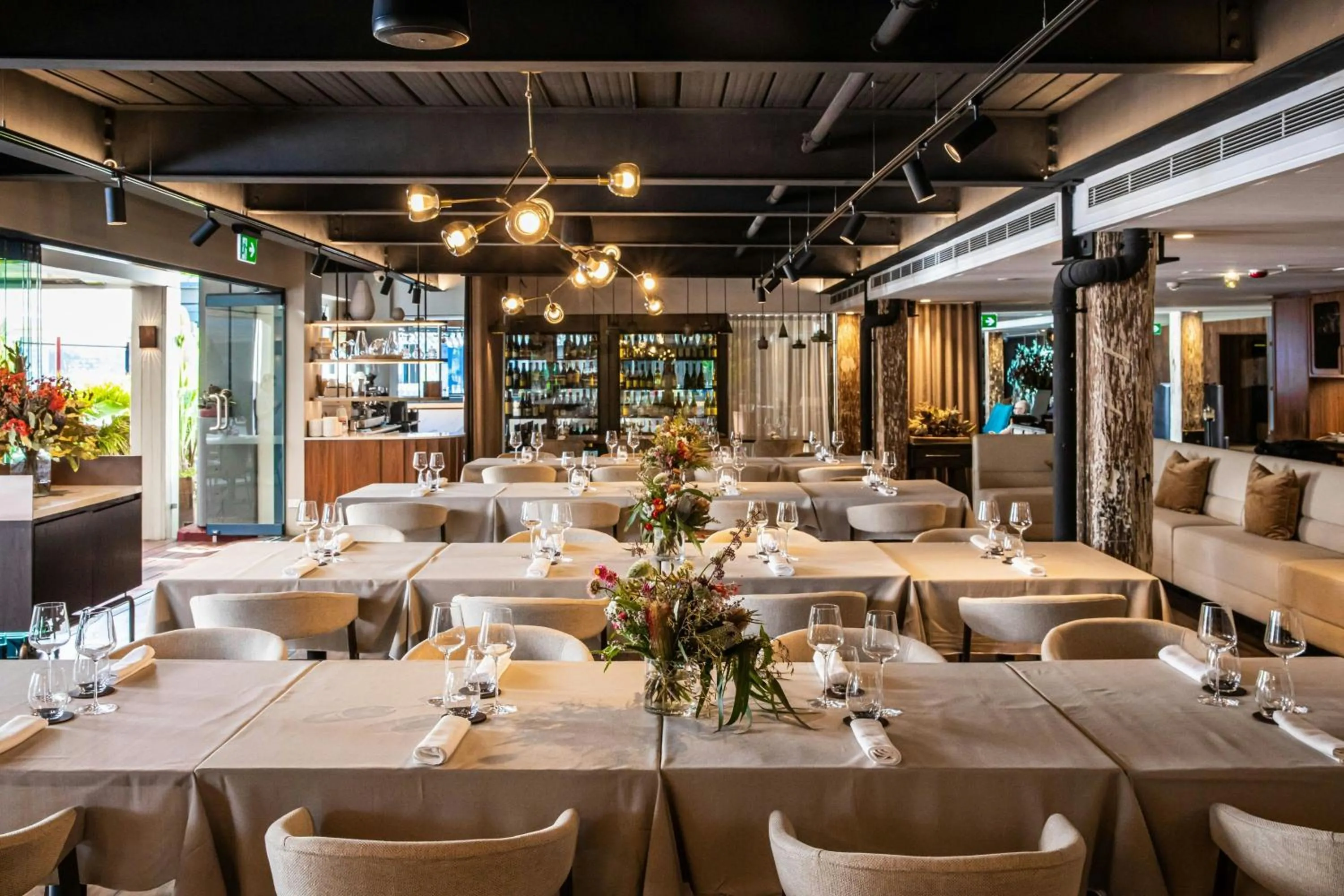 Restaurant/places to eat in Pier One Sydney Harbour, Autograph Collection