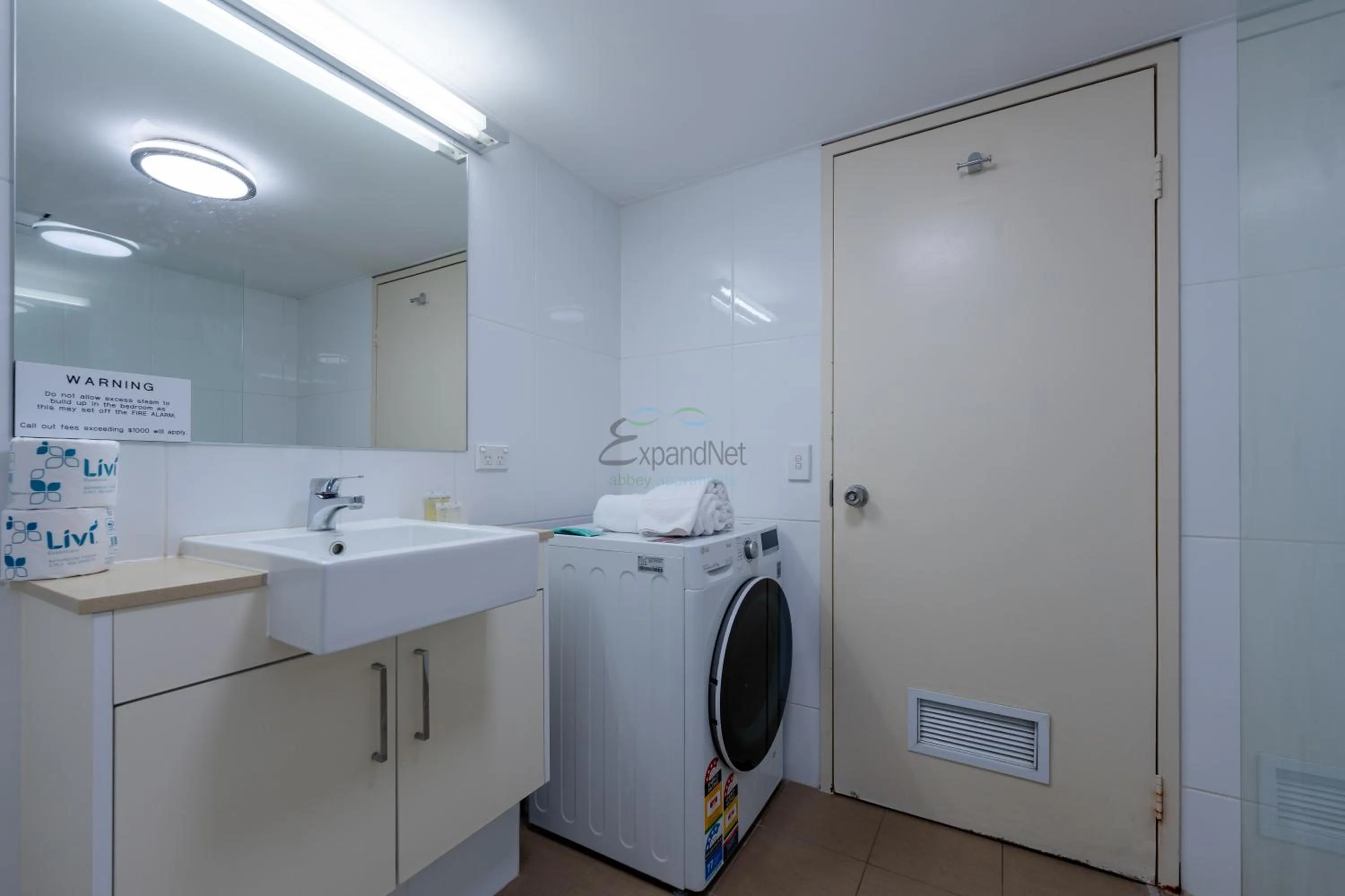 Abbey On Roma Hotel & Apartments