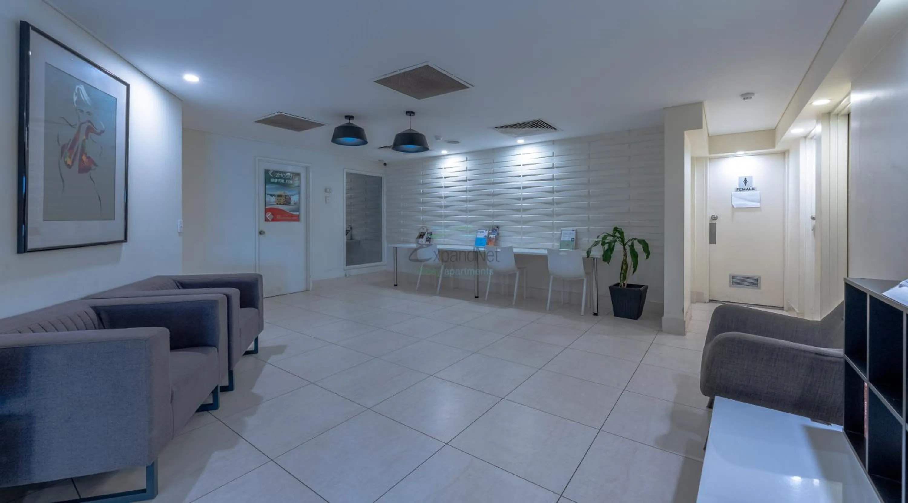 Abbey On Roma Hotel & Apartments