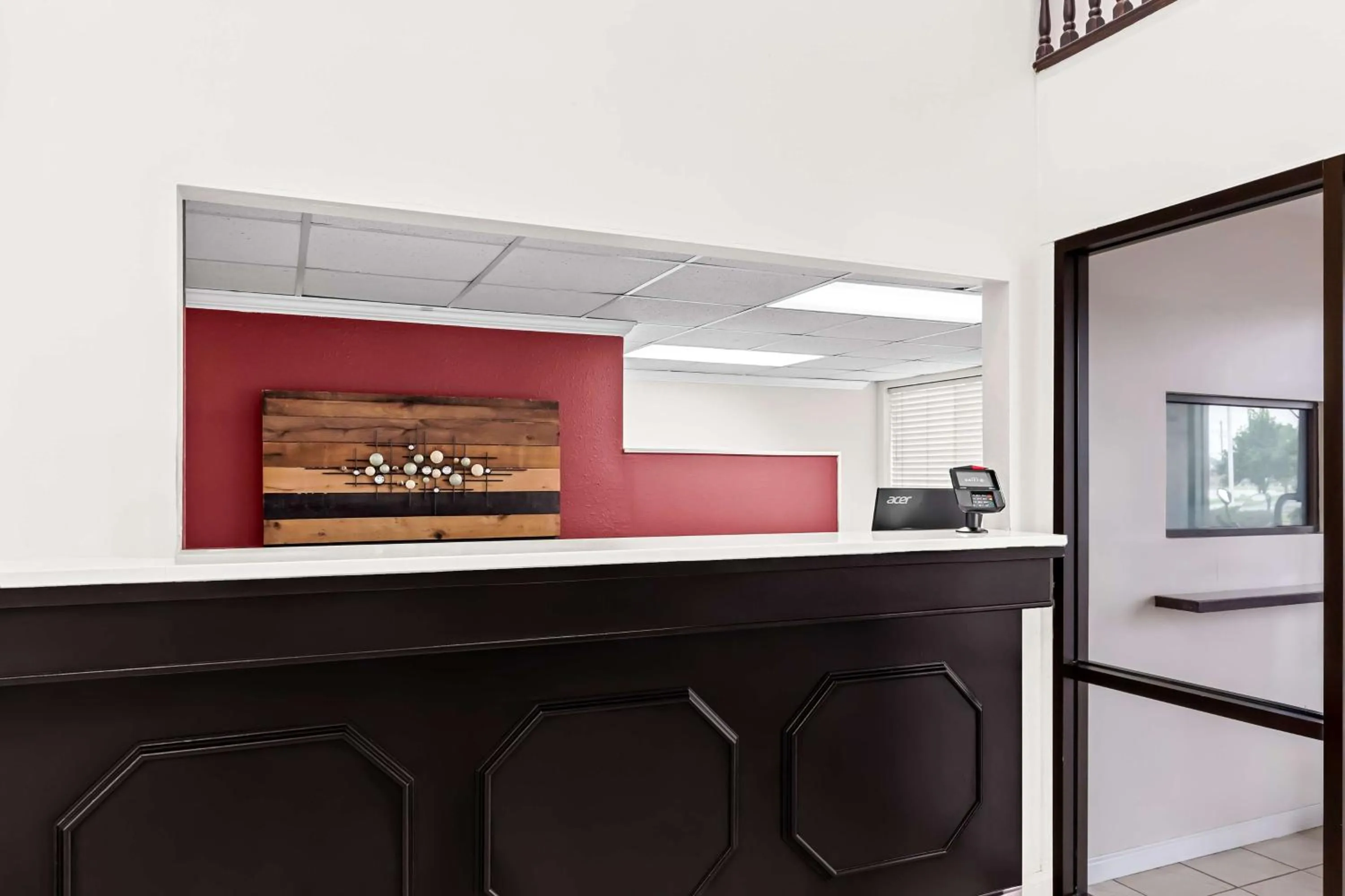 Lobby or reception in Red Lion Inn & Suites Saint Louis