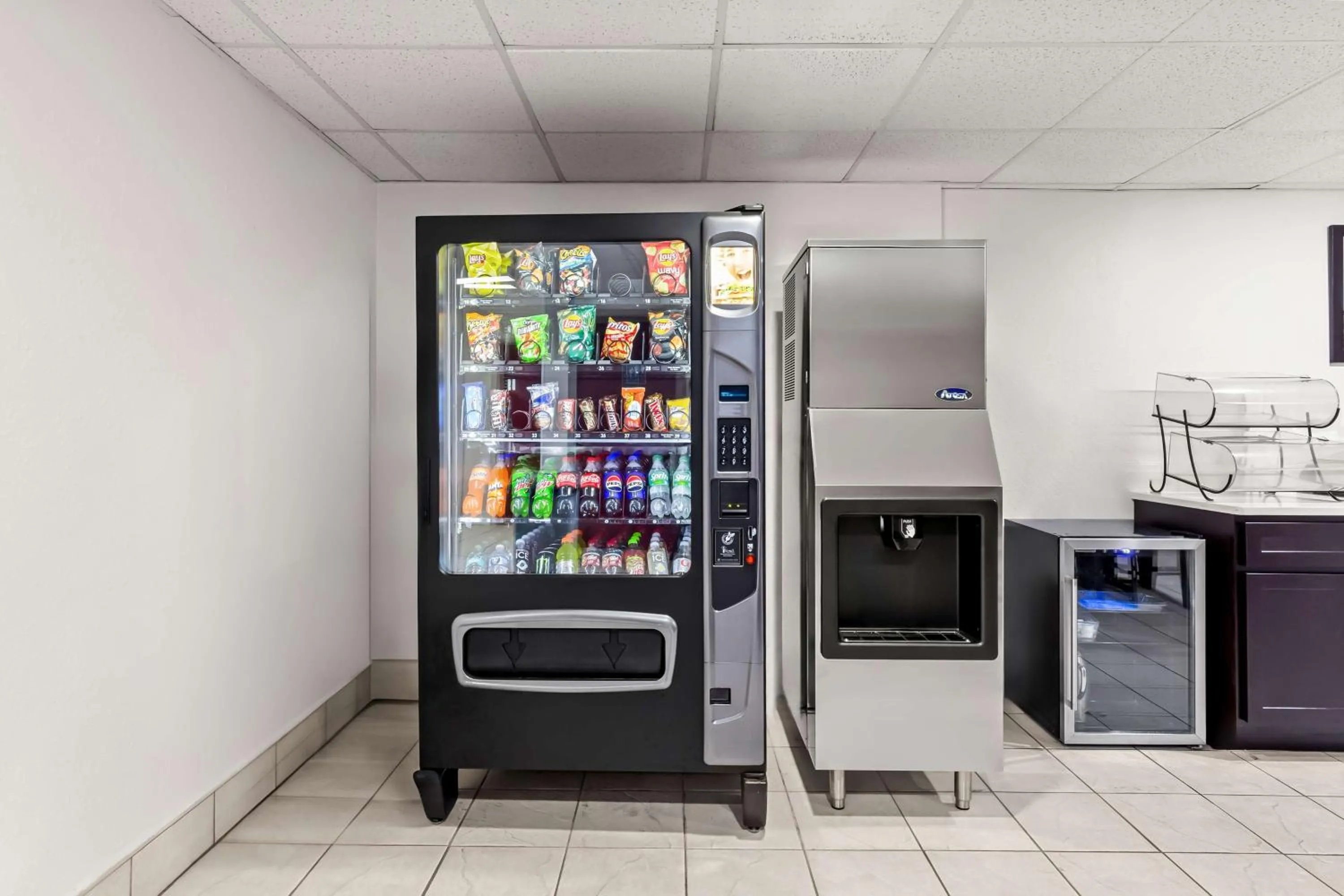 Property building in Red Lion Inn & Suites Saint Louis