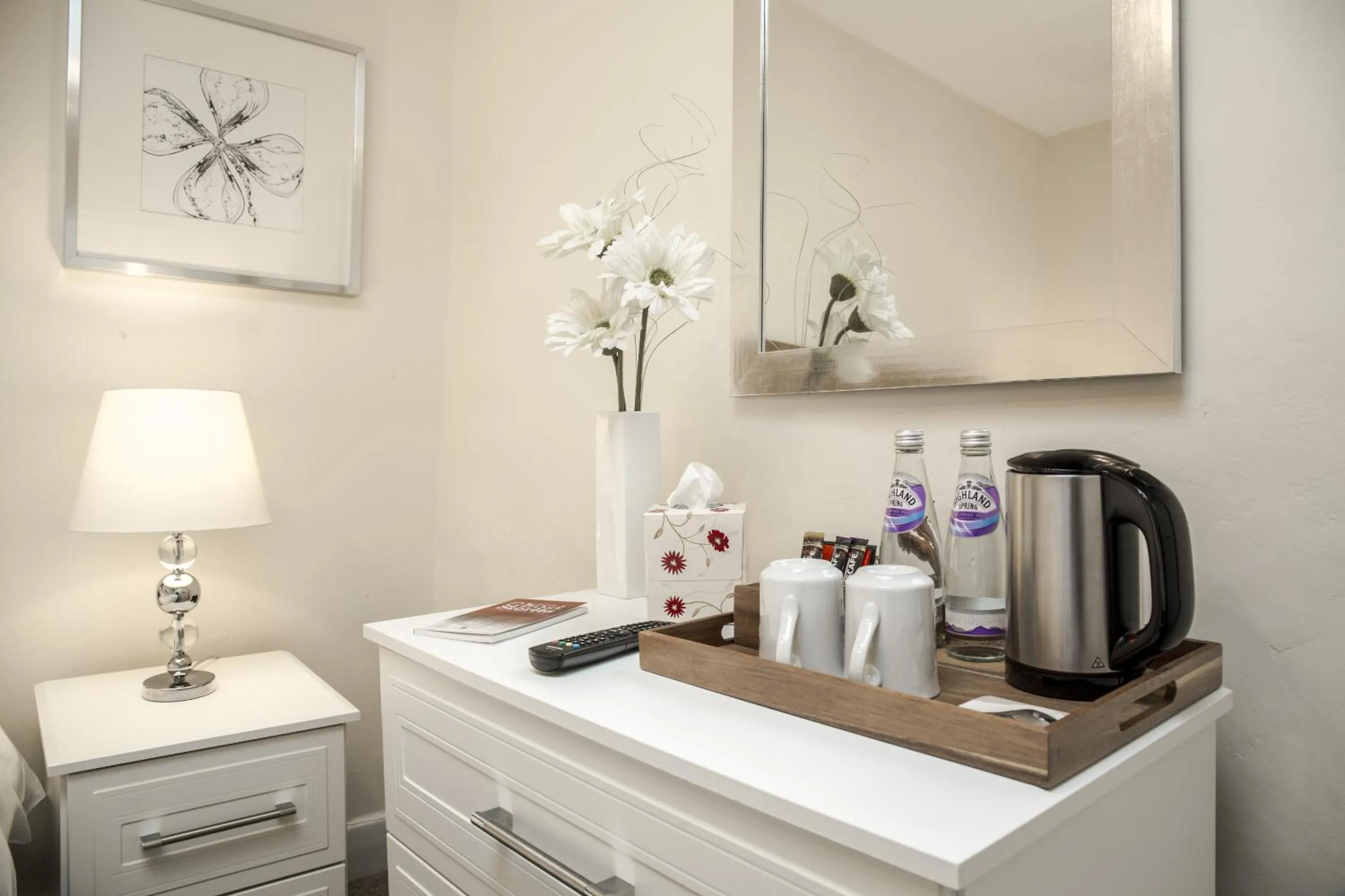 Bedroom in The Craven Heifer at Stainforth