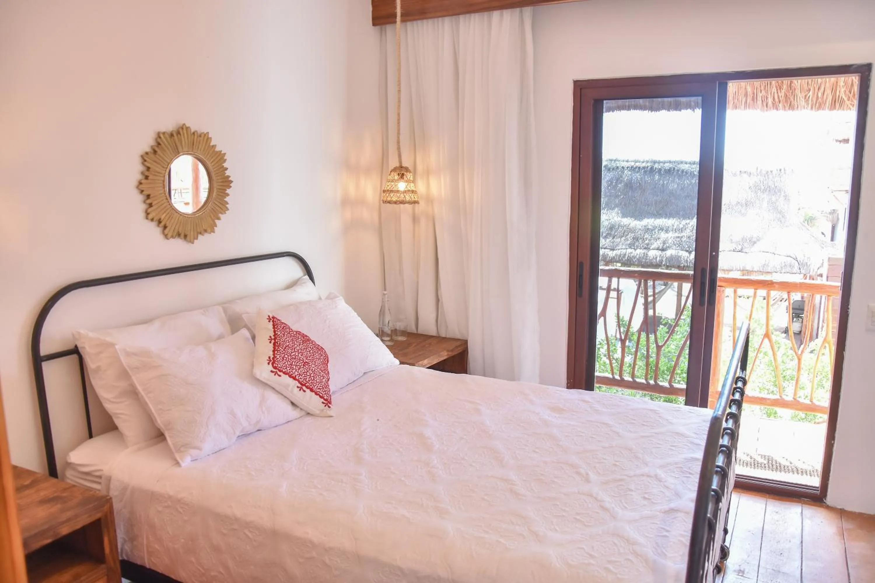 Bedroom, Bed in Hotel Casa HX - Adults Only