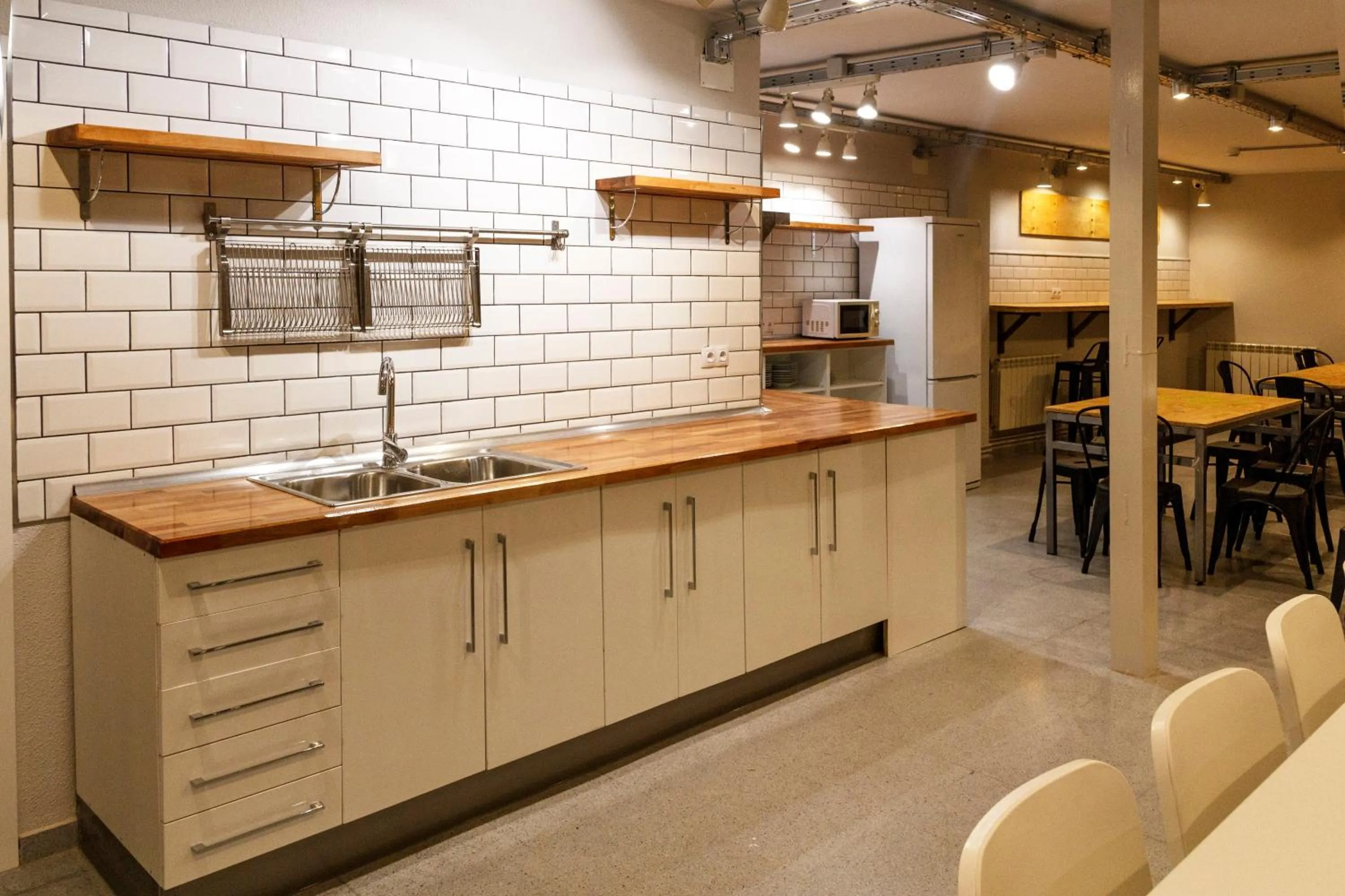 Kitchen or kitchenette in Hostel Catedral Burgos